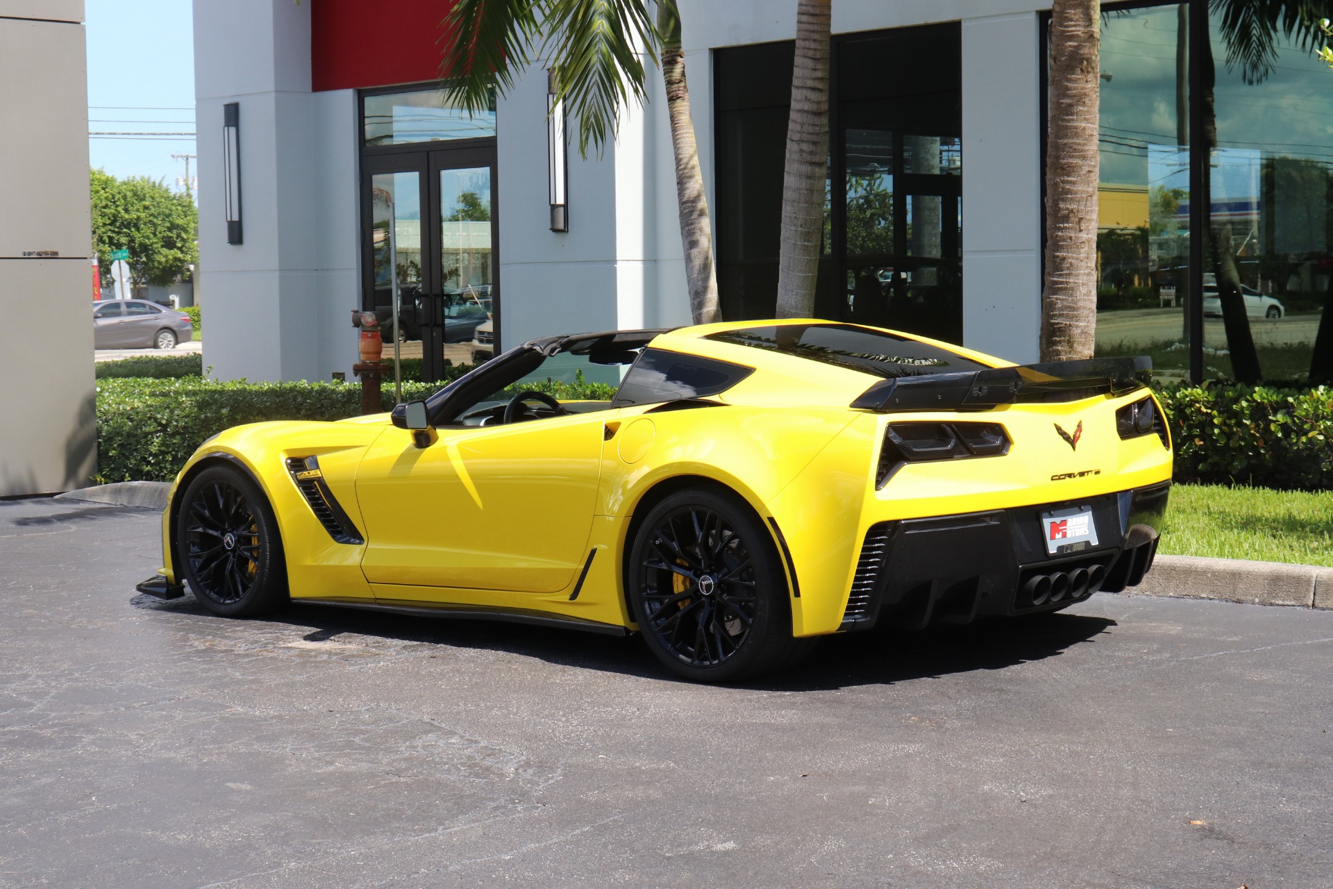Used-2016-Chevrolet-Corvette-Z06