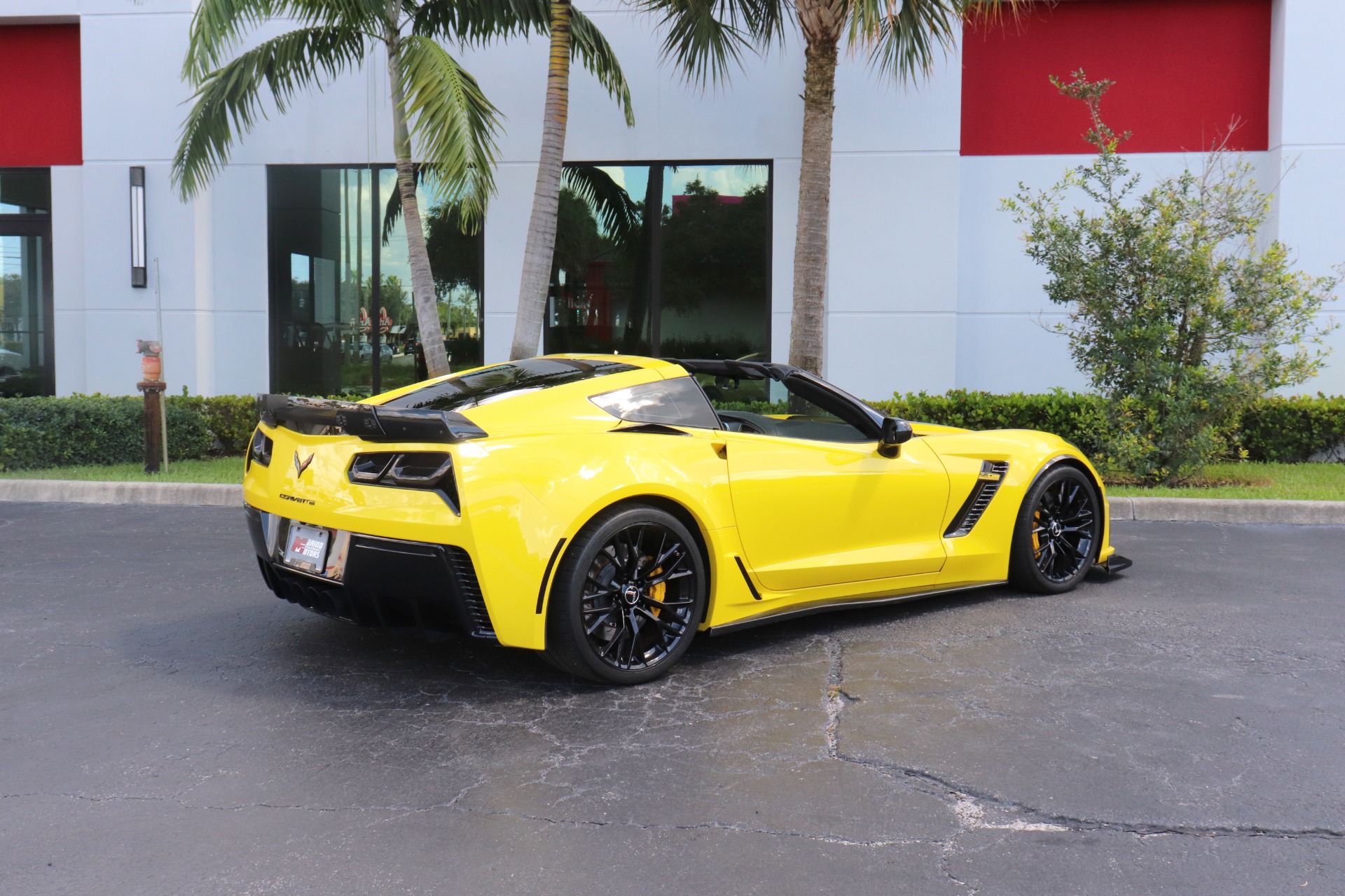 Used-2016-Chevrolet-Corvette-Z06