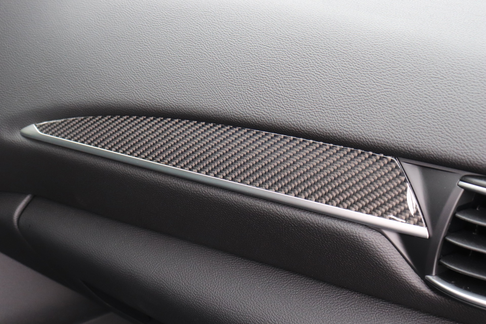 Used-2022-Maserati-Levante-Modena