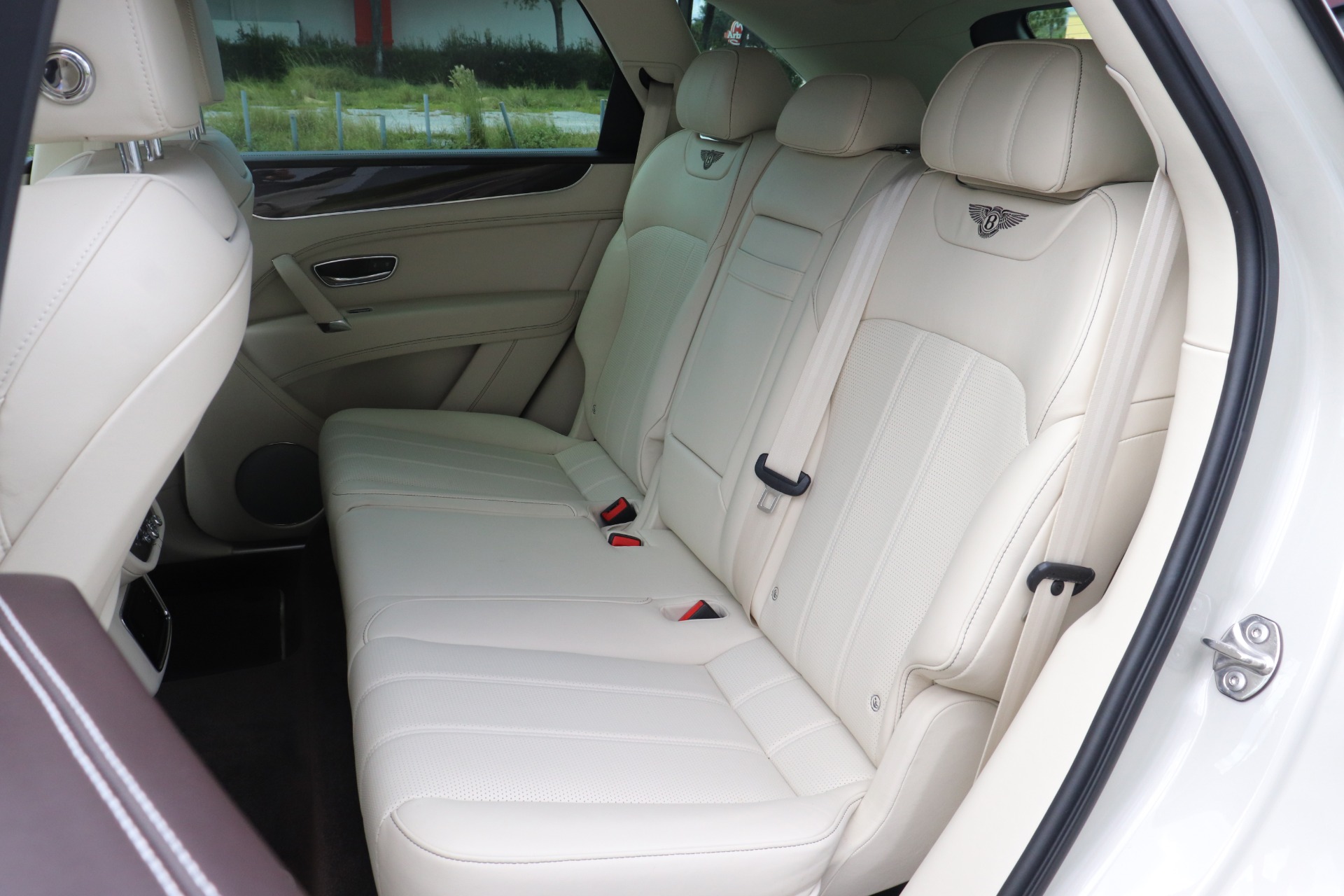 Used-2019-Bentley-Bentayga-V8