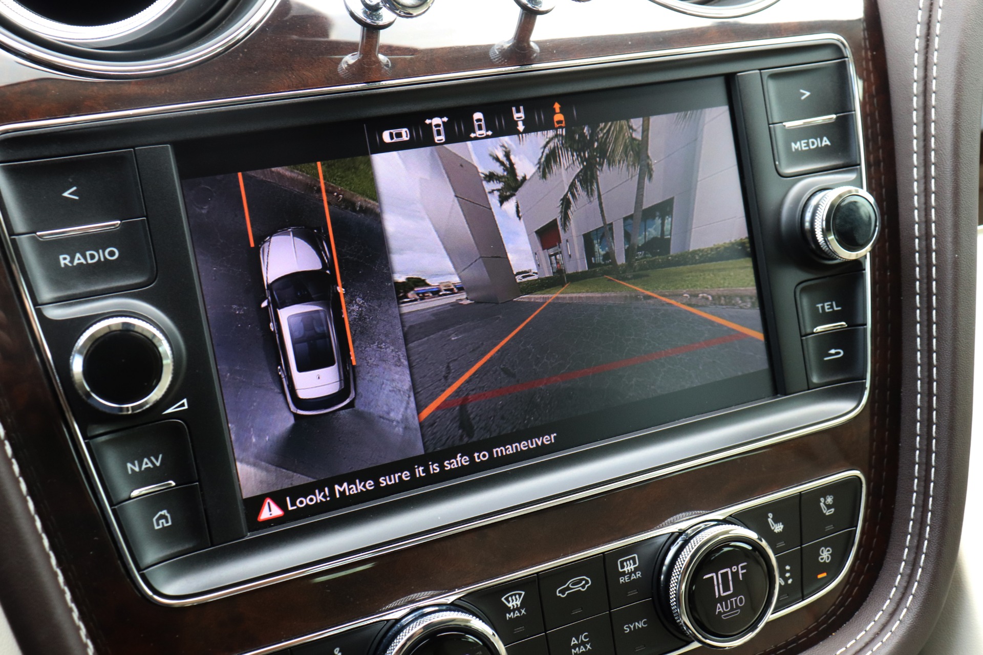 Used-2019-Bentley-Bentayga-V8