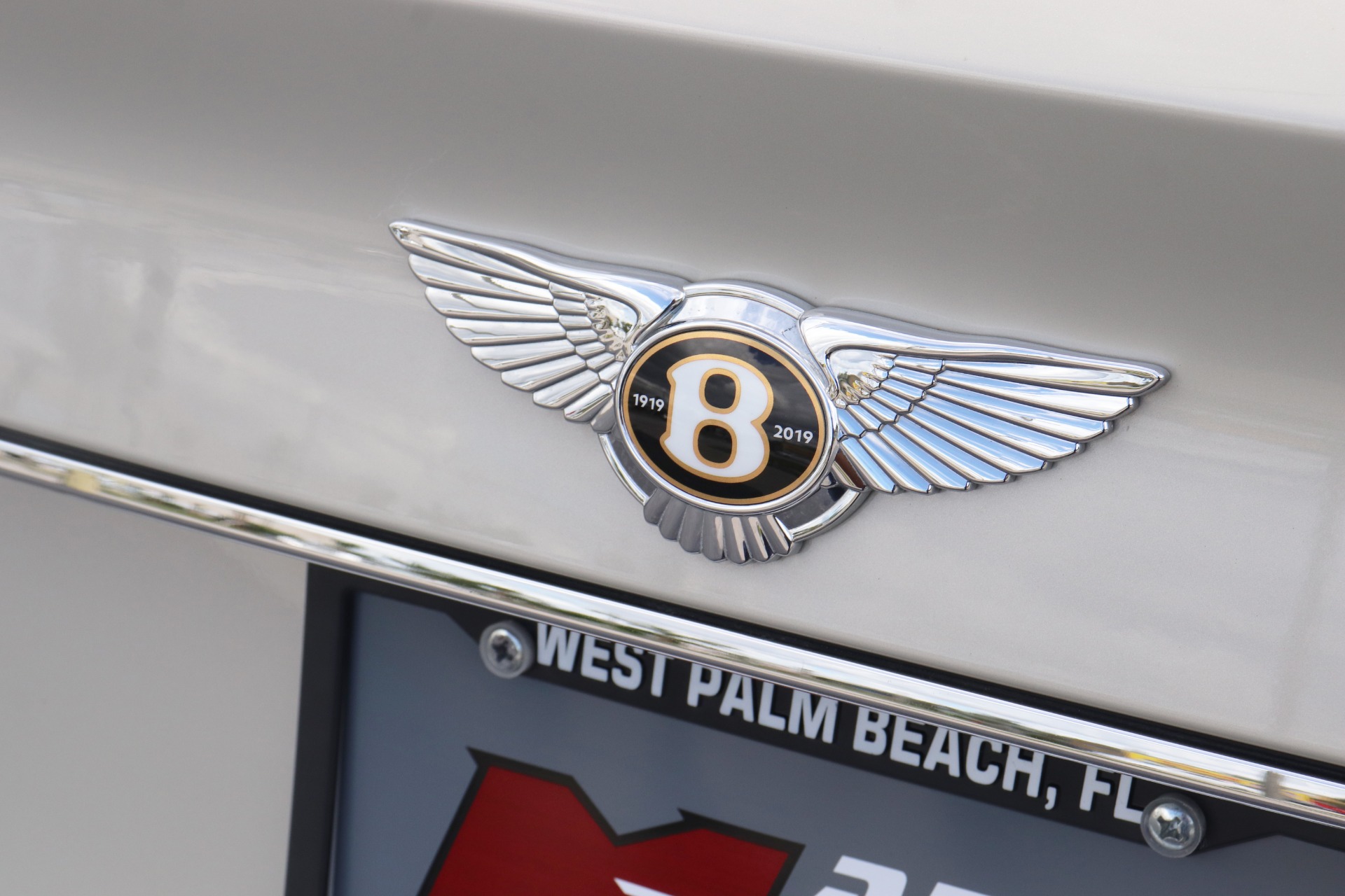 Used-2019-Bentley-Bentayga-V8