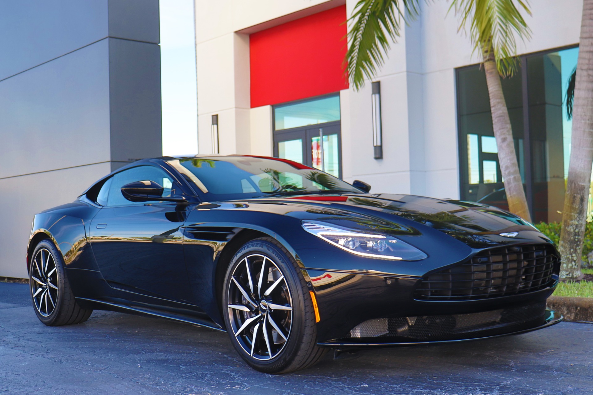 Used-2018-Aston-Martin-DB11-V12