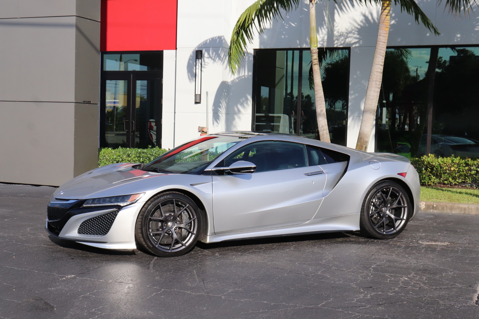 Used-2017-Acura-NSX-SH-AWD-Sport-Hybrid