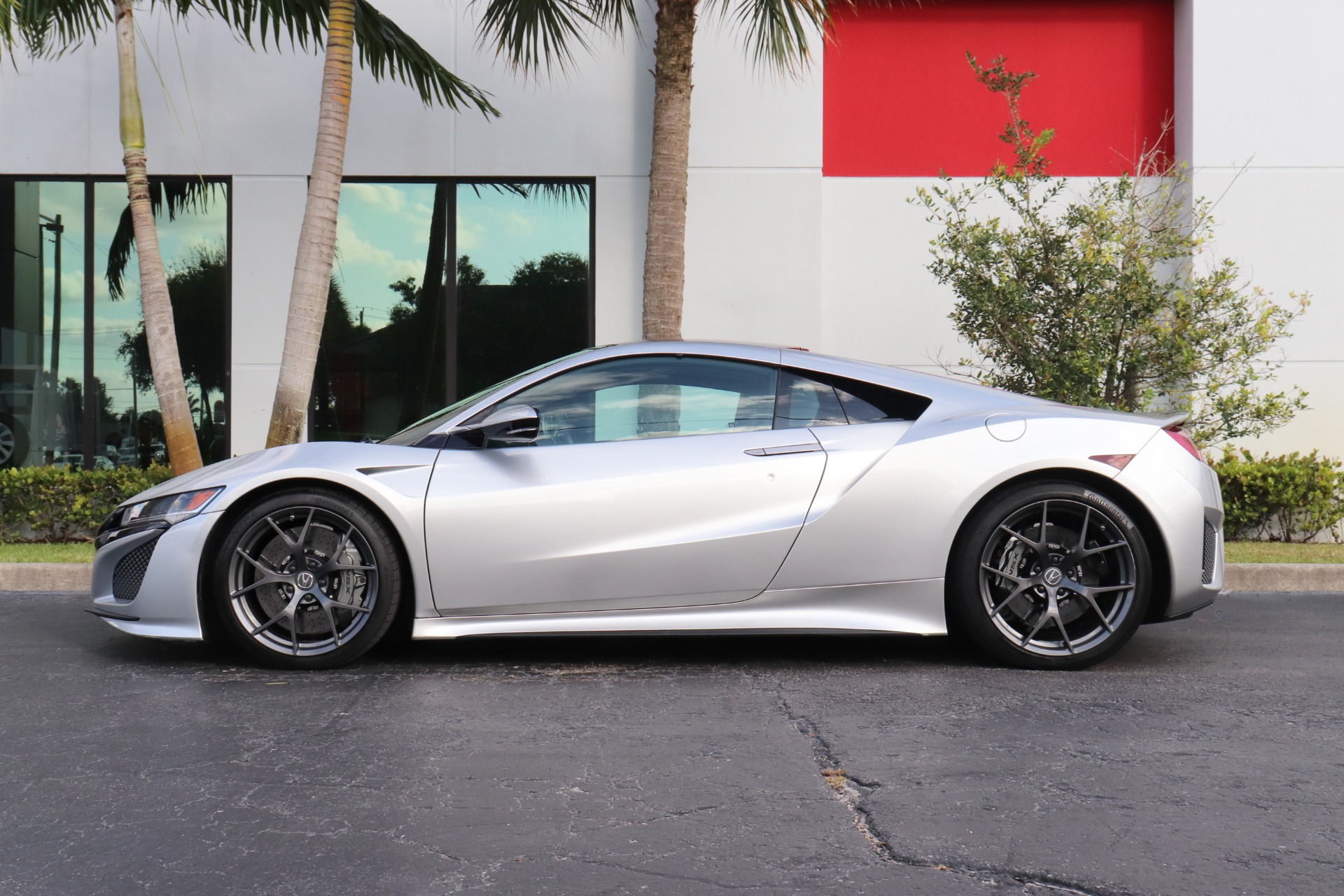 Used-2017-Acura-NSX-SH-AWD-Sport-Hybrid