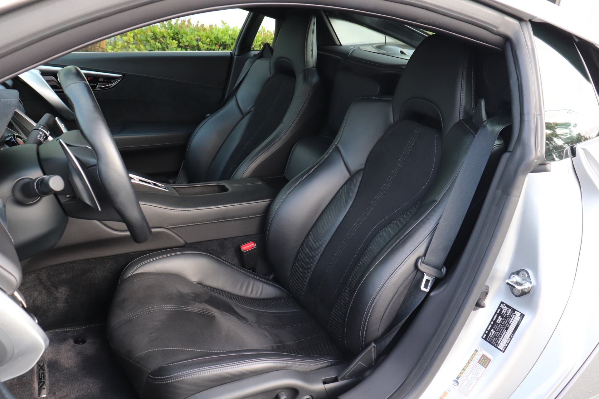 Used-2017-Acura-NSX-SH-AWD-Sport-Hybrid