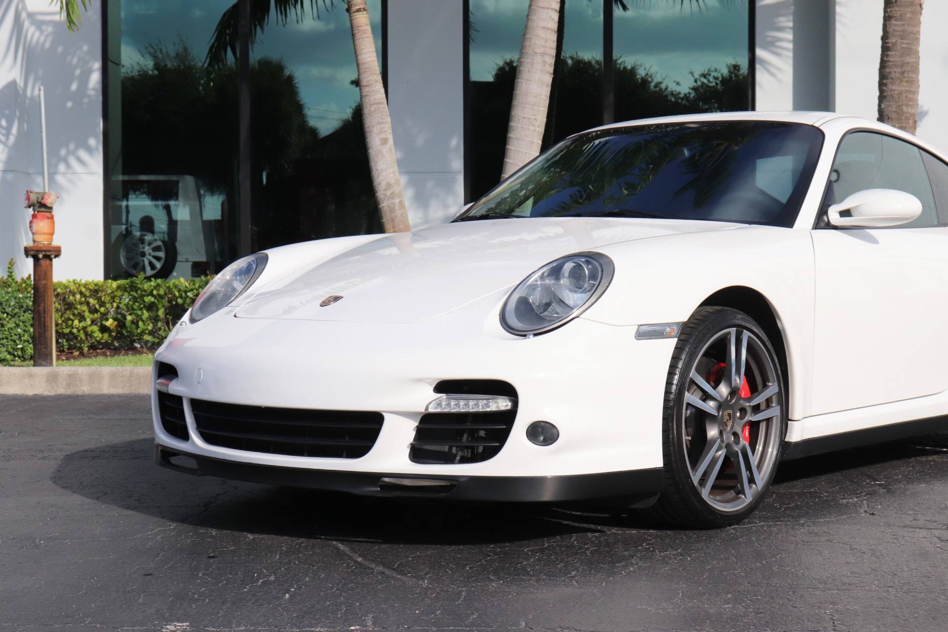 Used-2009-Porsche-911-Turbo