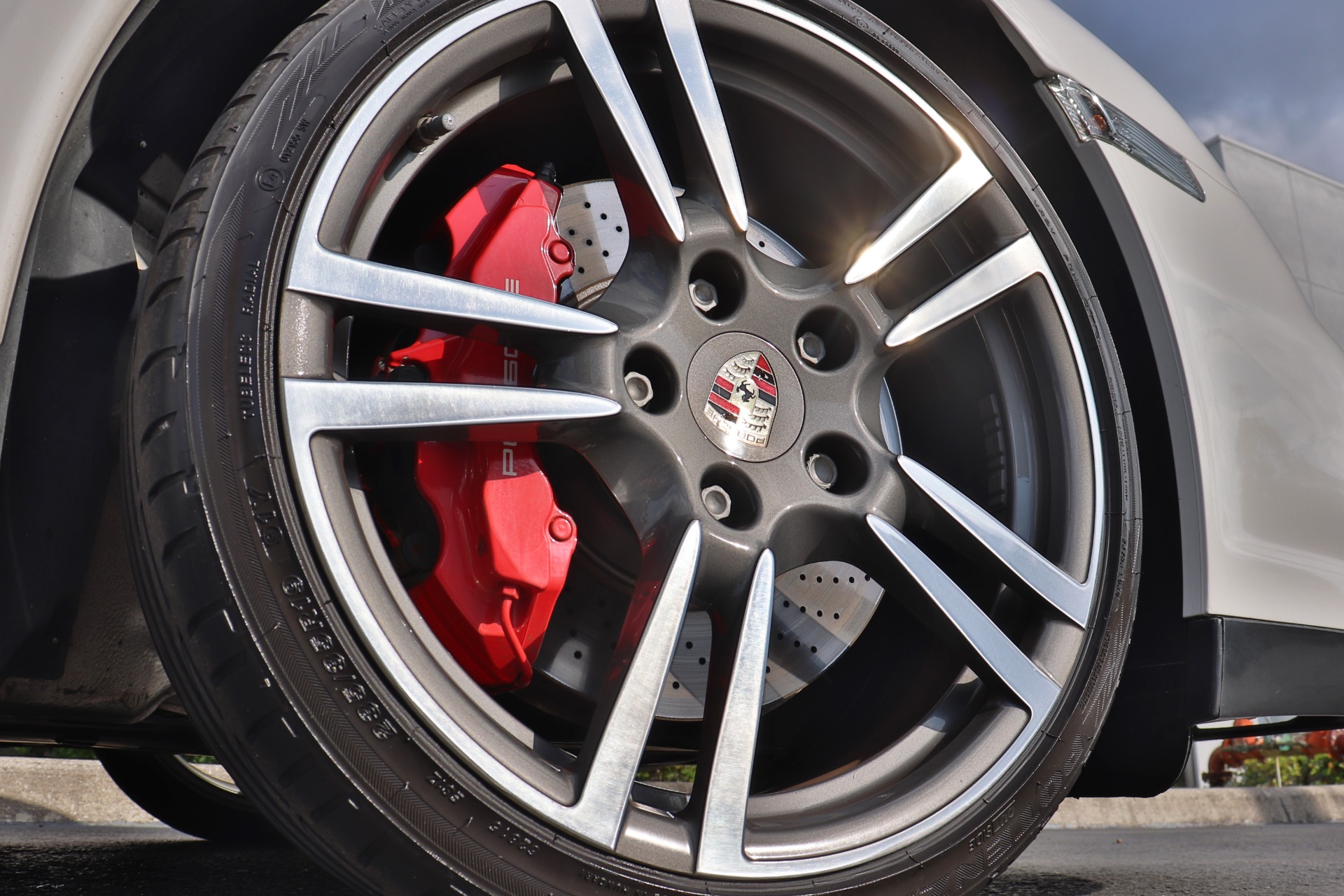 Used-2009-Porsche-911-Turbo
