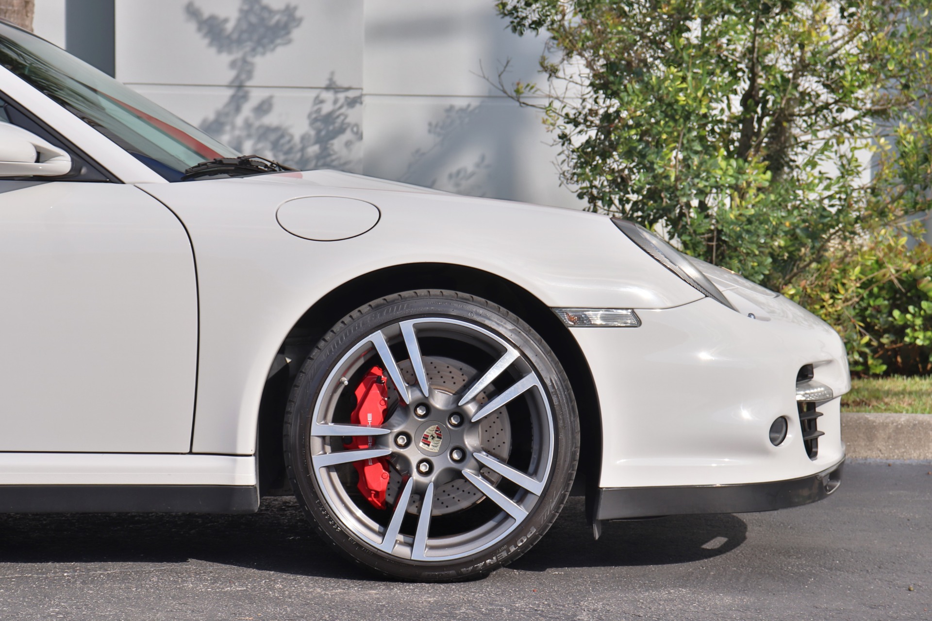 Used-2009-Porsche-911-Turbo