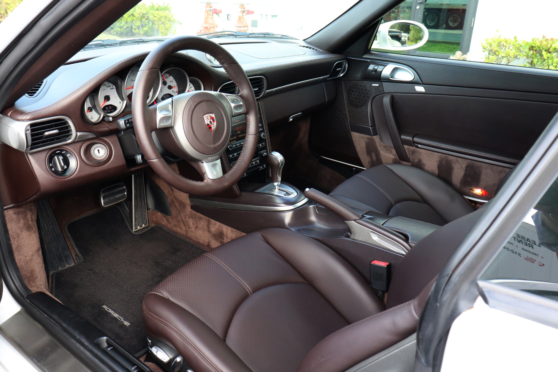Used-2009-Porsche-911-Turbo