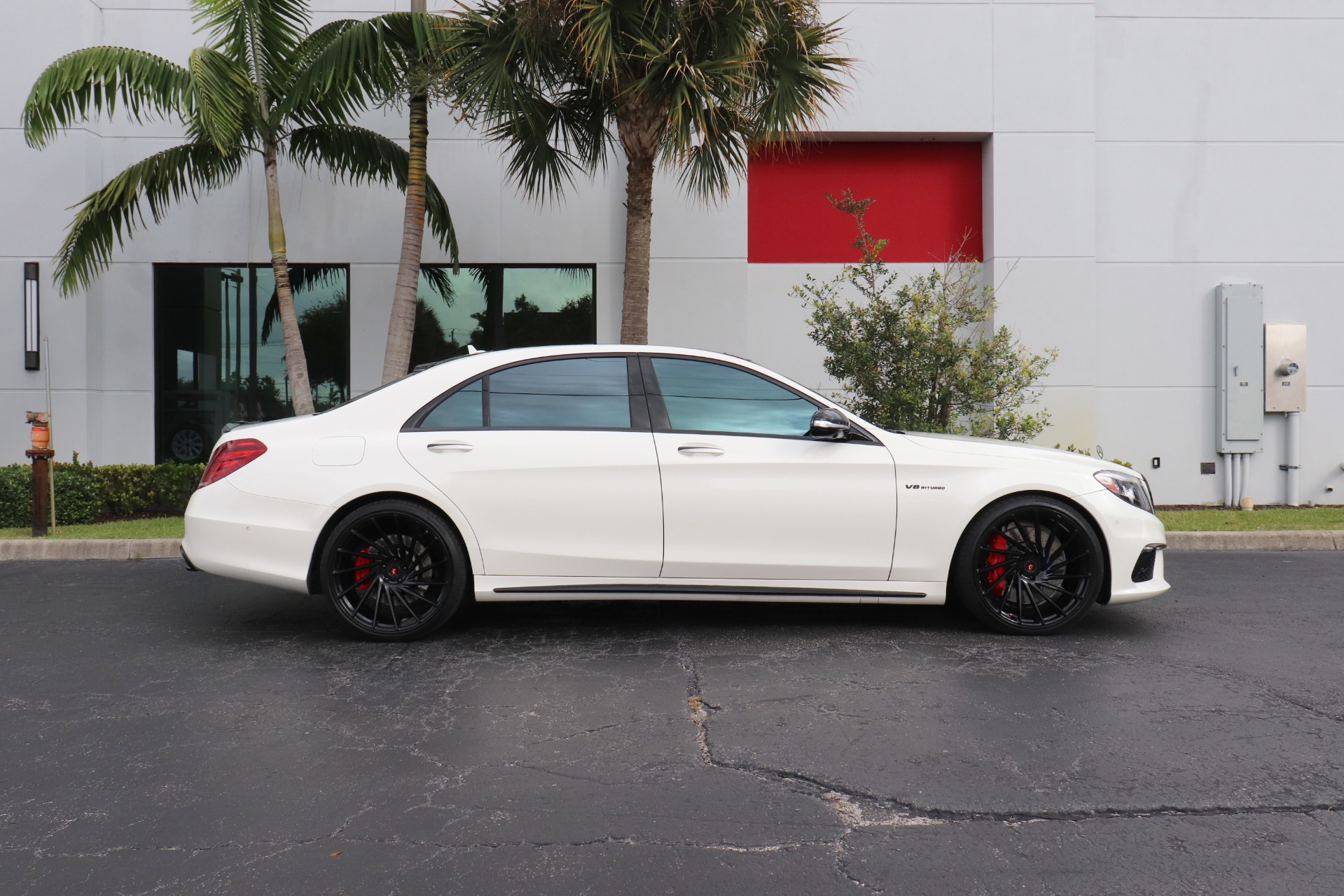Used-2017-Mercedes-Benz-S-Class-AMG-S-63