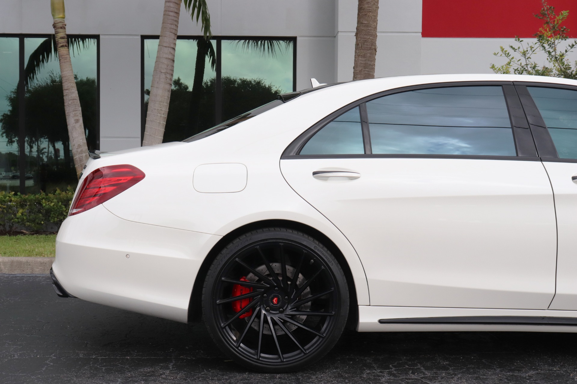 Used-2017-Mercedes-Benz-S-Class-AMG-S-63