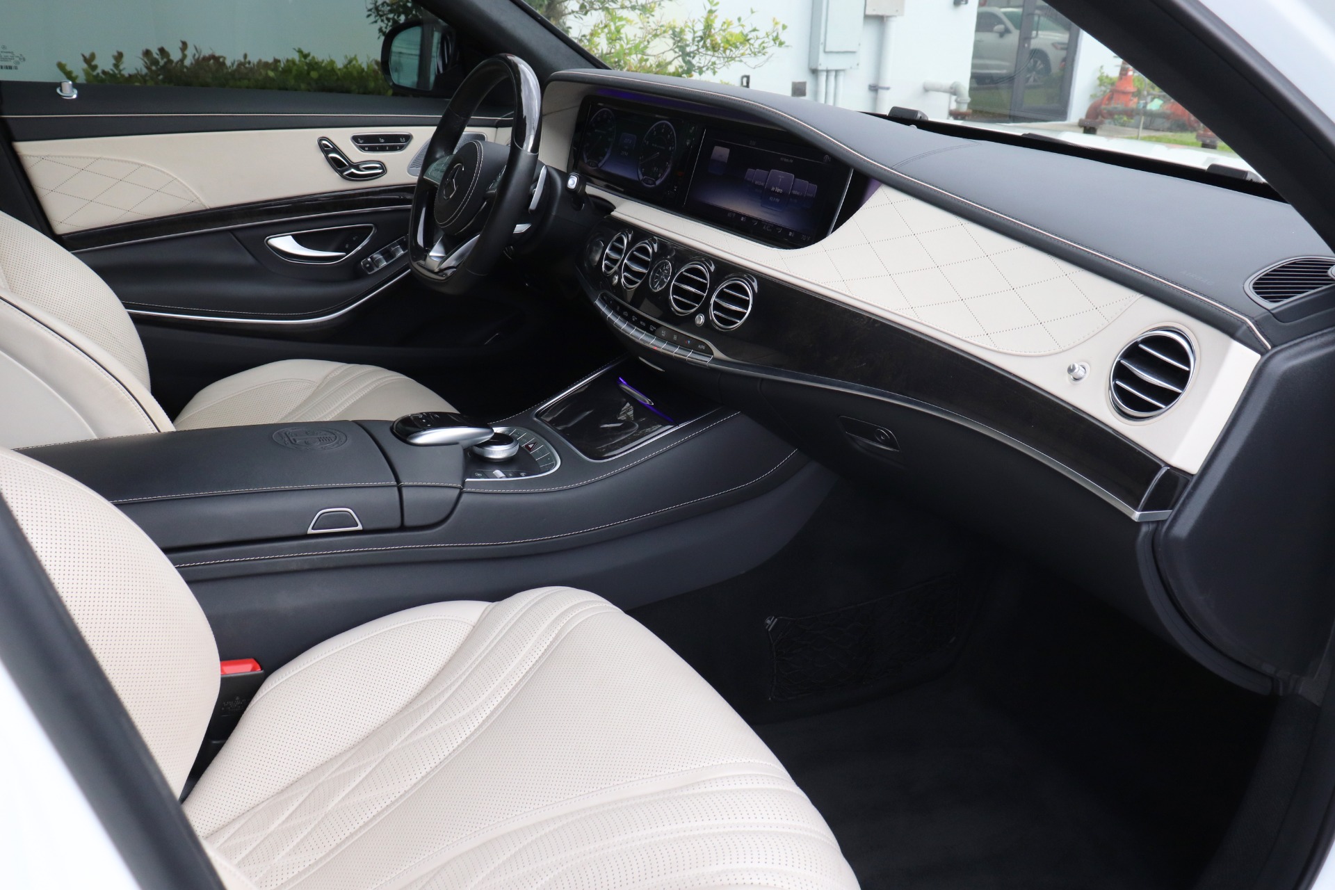 Used-2017-Mercedes-Benz-S-Class-AMG-S-63