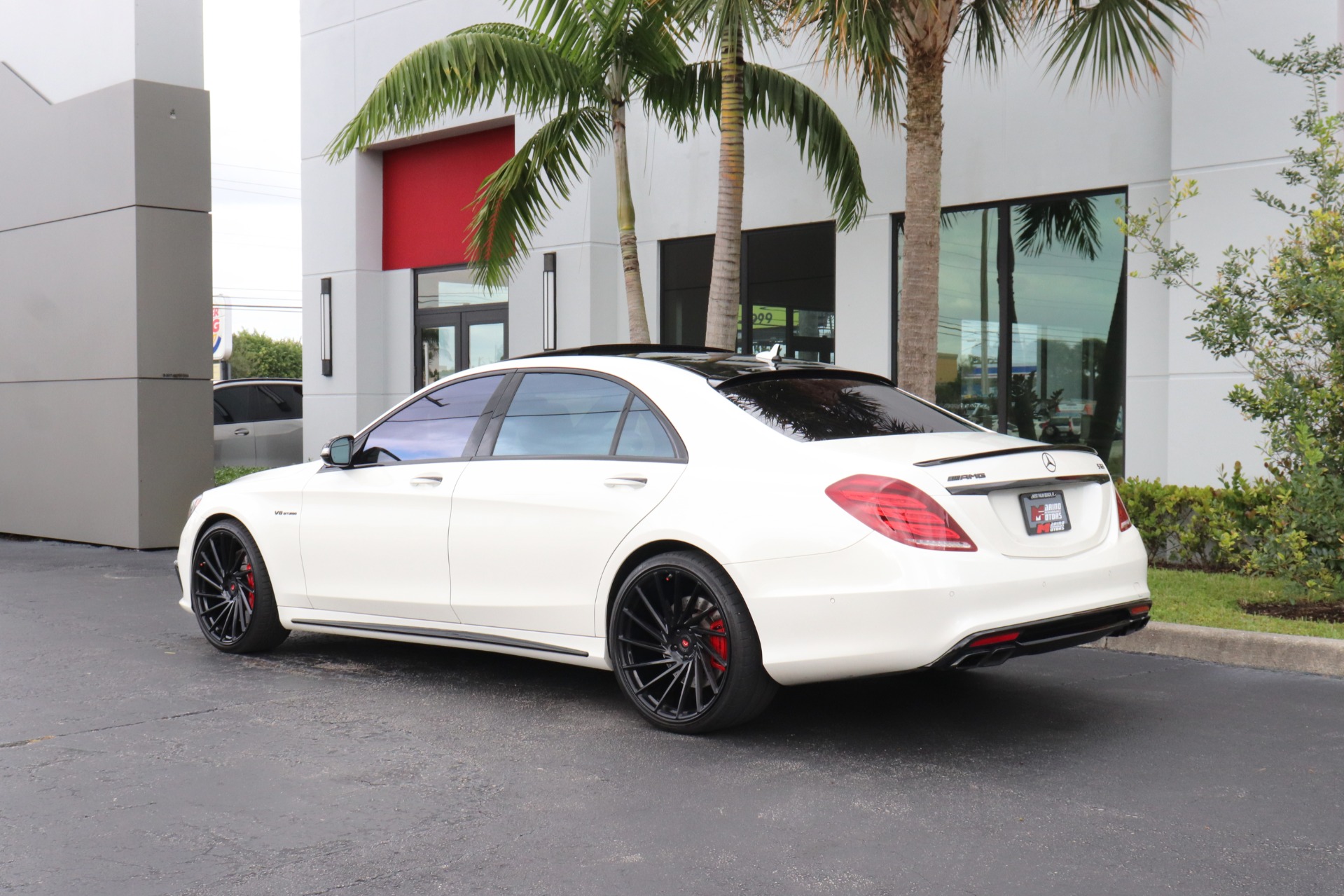 Used-2017-Mercedes-Benz-S-Class-AMG-S-63