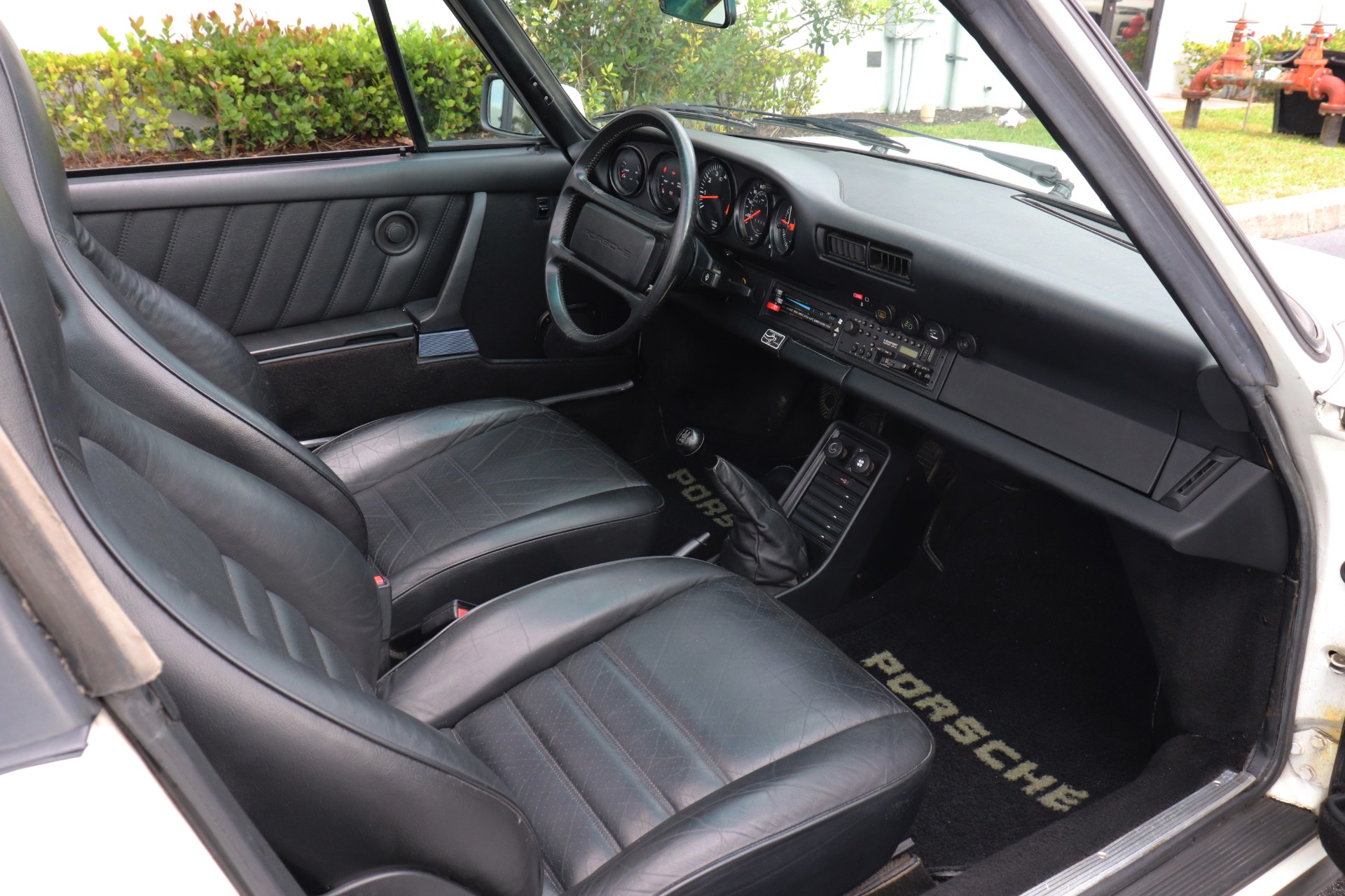 Used-1985-Porsche-911-Carrera-Targa