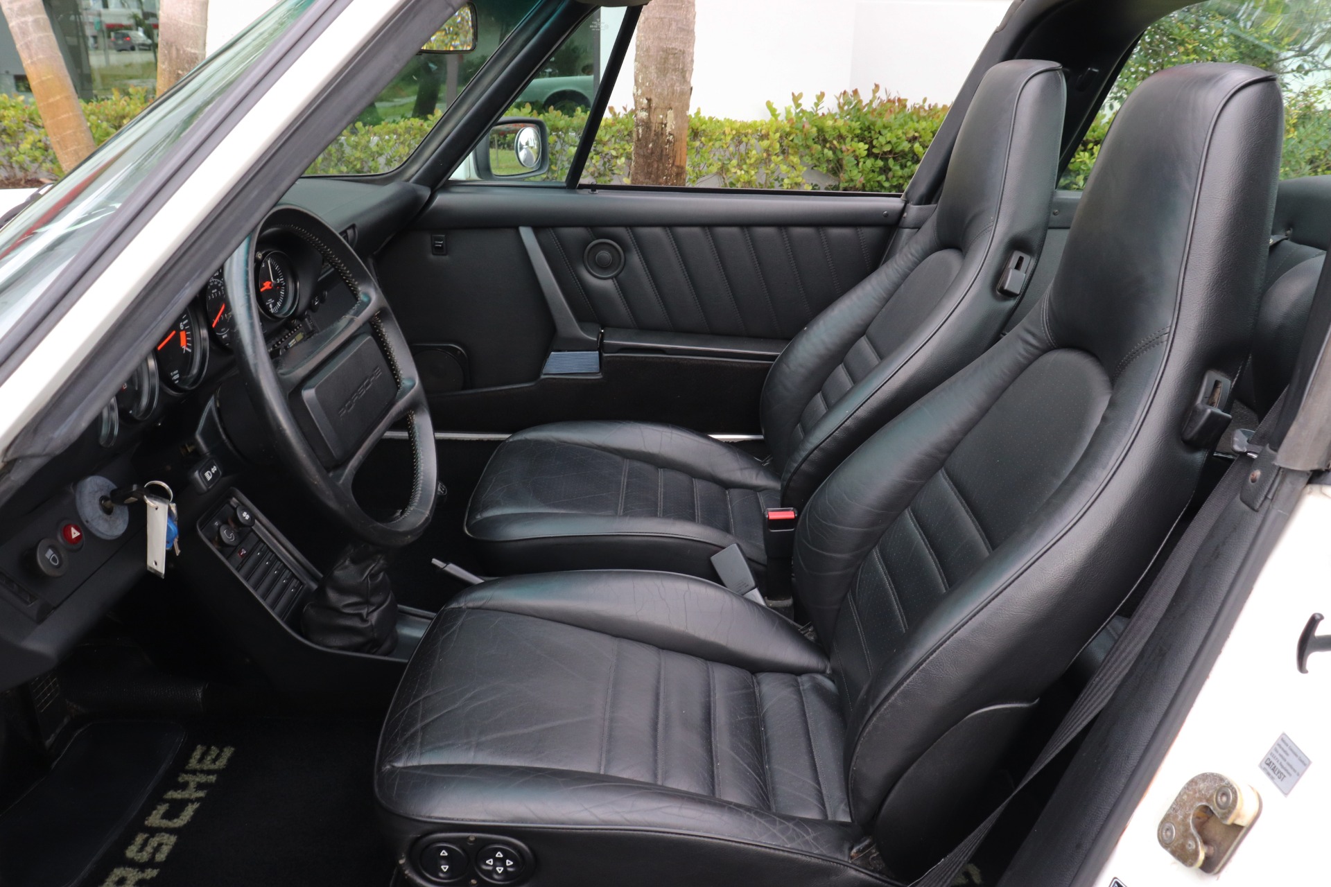 Used-1985-Porsche-911-Carrera-Targa
