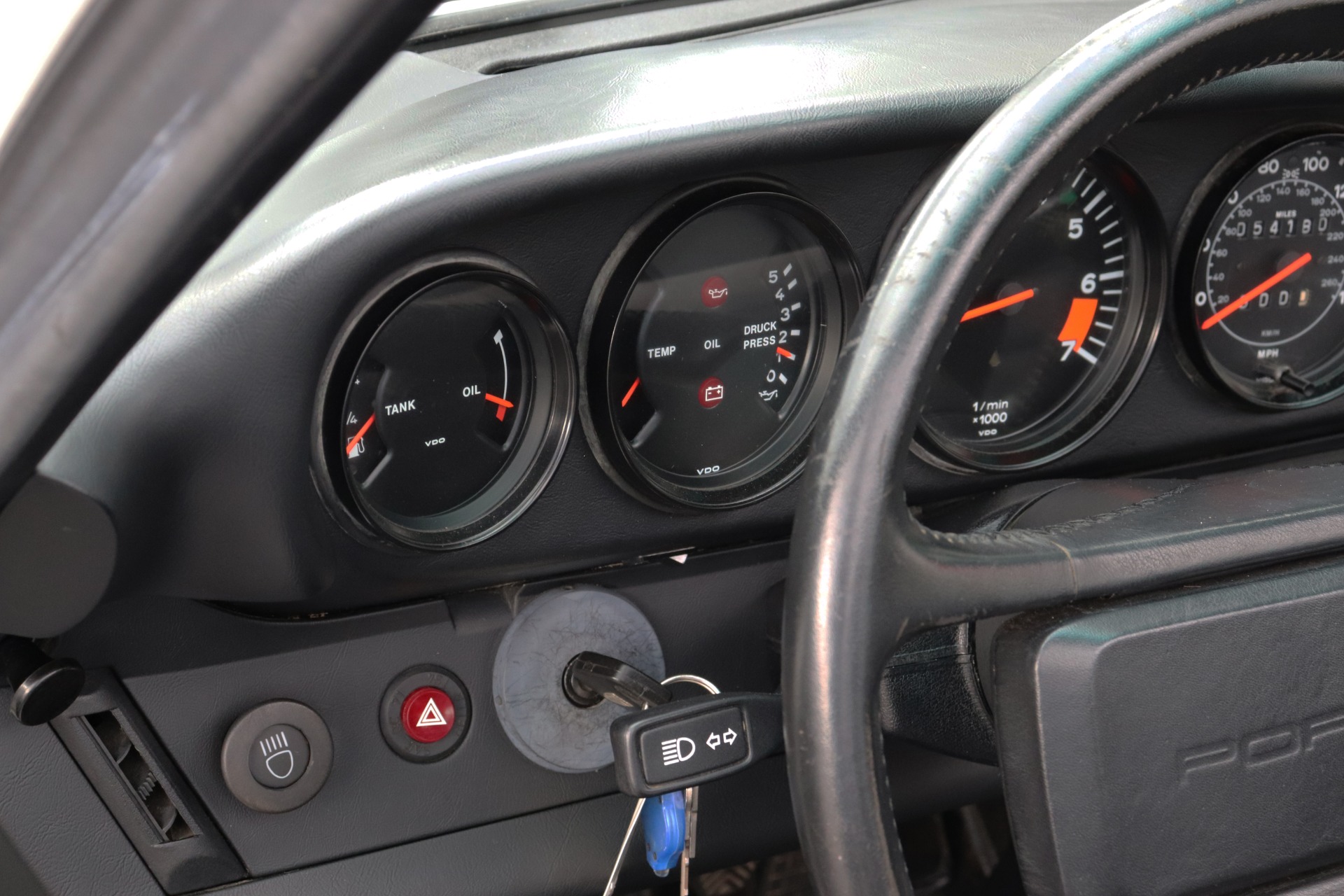 Used-1985-Porsche-911-Carrera-Targa