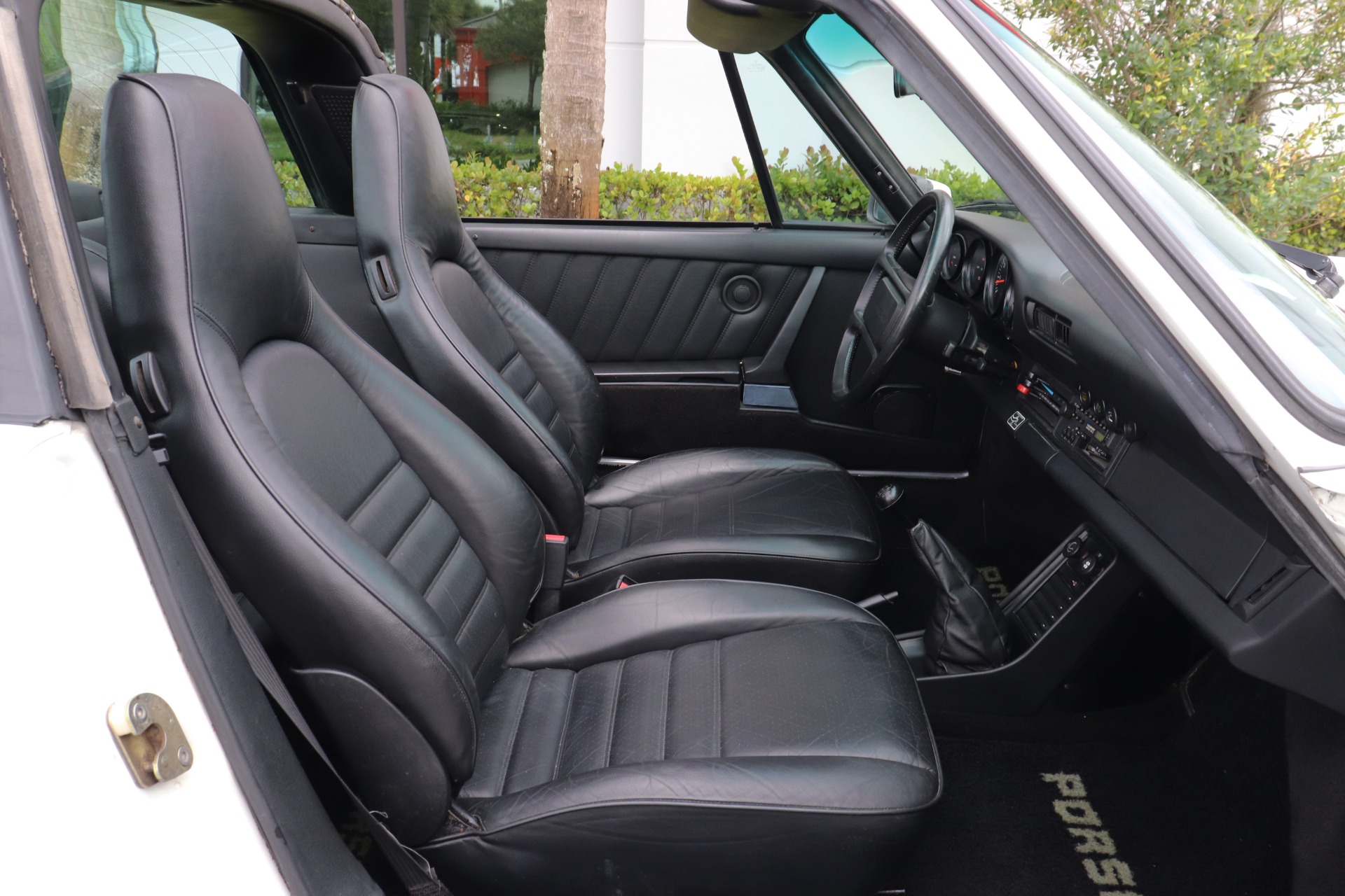Used-1985-Porsche-911-Carrera-Targa