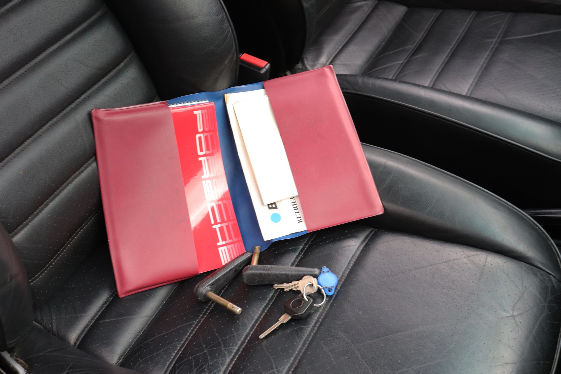 Used-1985-Porsche-911-Carrera-Targa