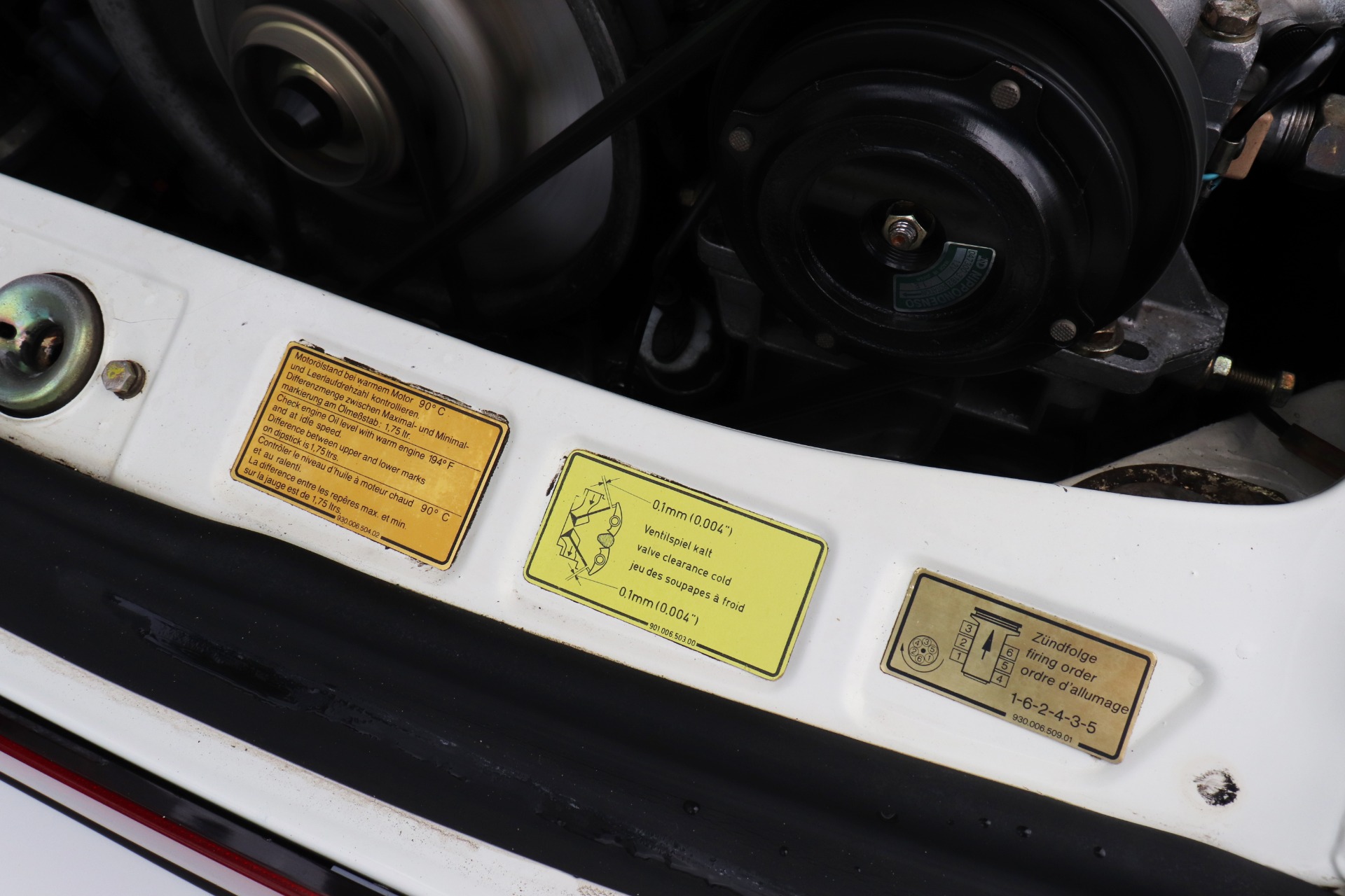 Used-1985-Porsche-911-Carrera-Targa