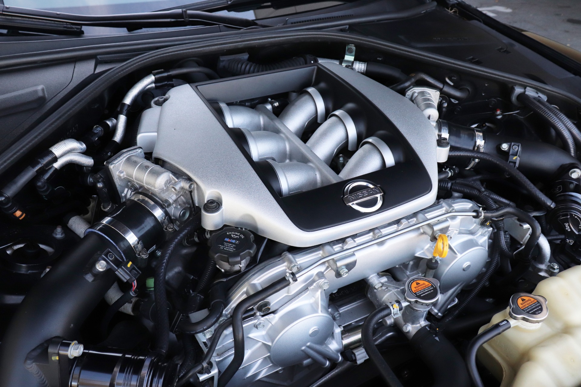 Used-2011-Nissan-GT-R-Premium