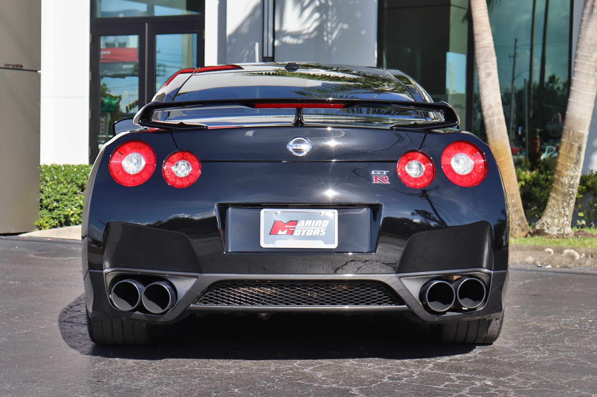 Used-2011-Nissan-GT-R-Premium