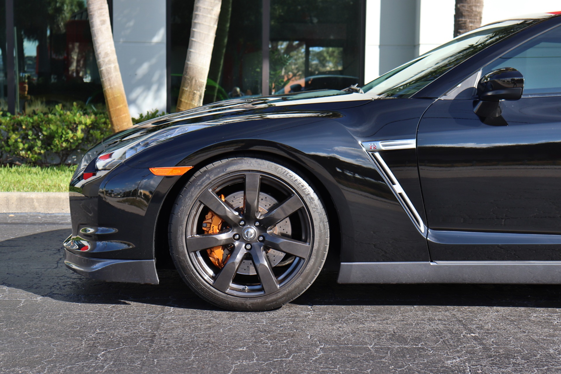 Used-2011-Nissan-GT-R-Premium