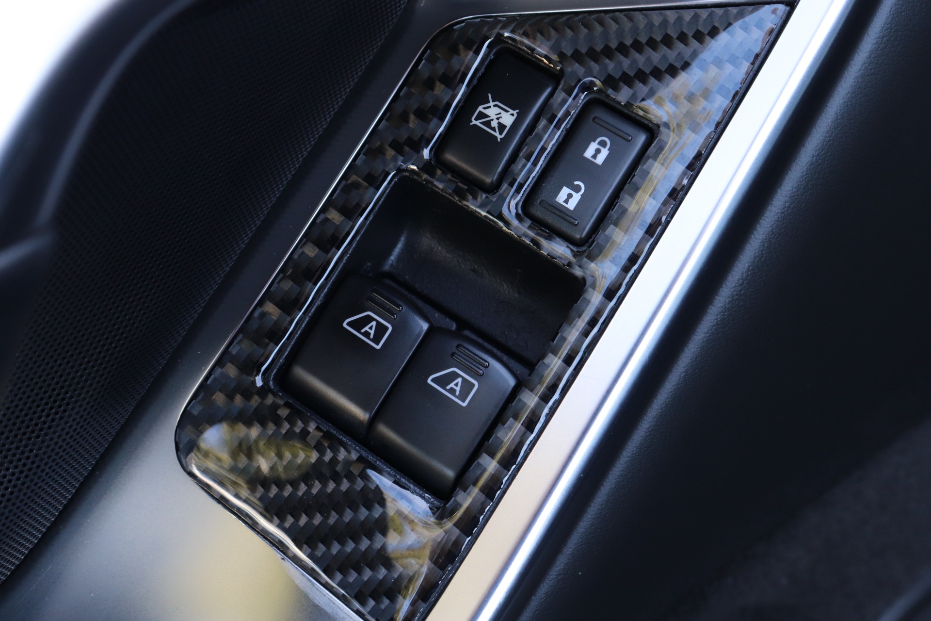 Used-2011-Nissan-GT-R-Premium