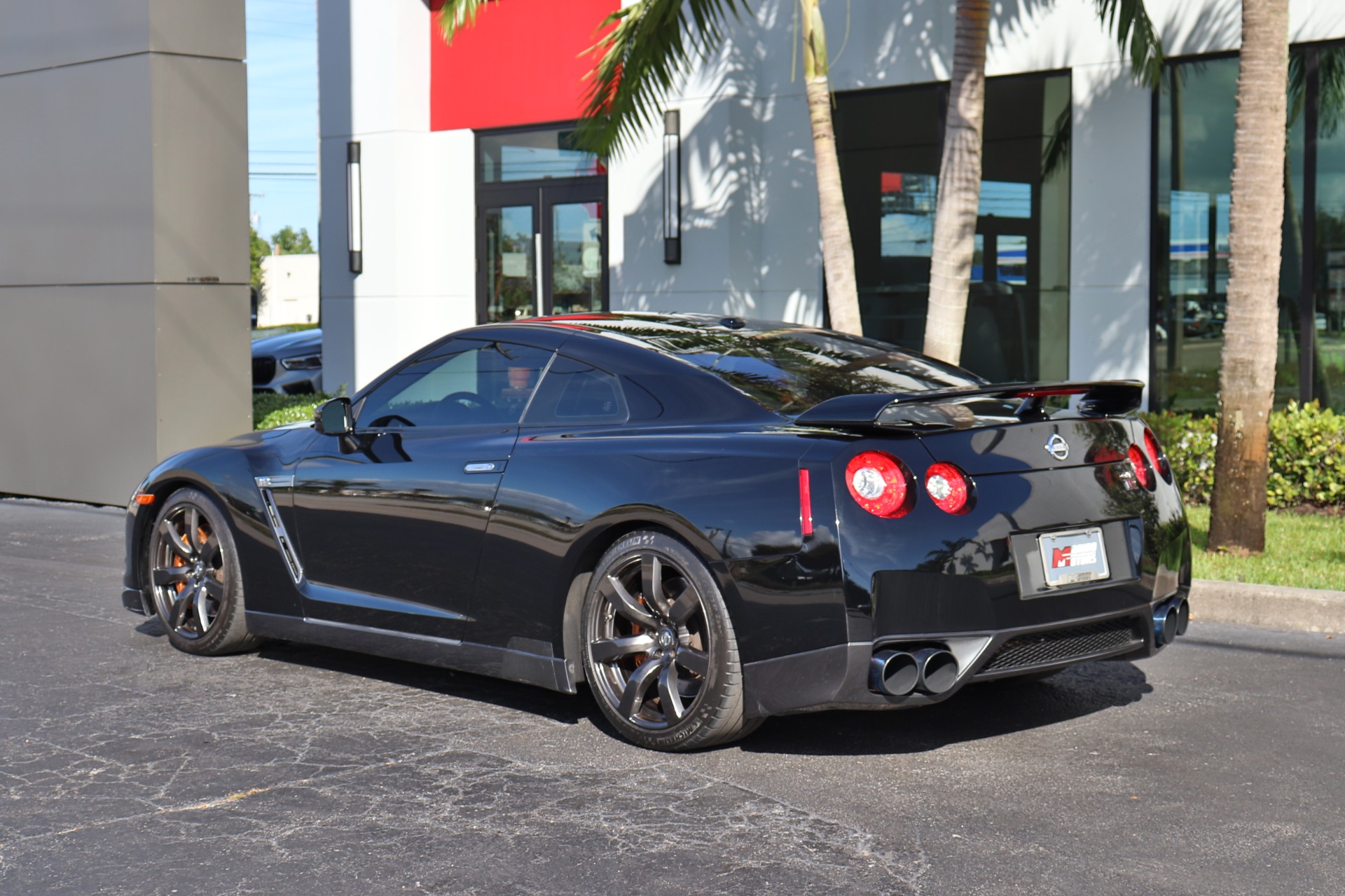 Used-2011-Nissan-GT-R-Premium