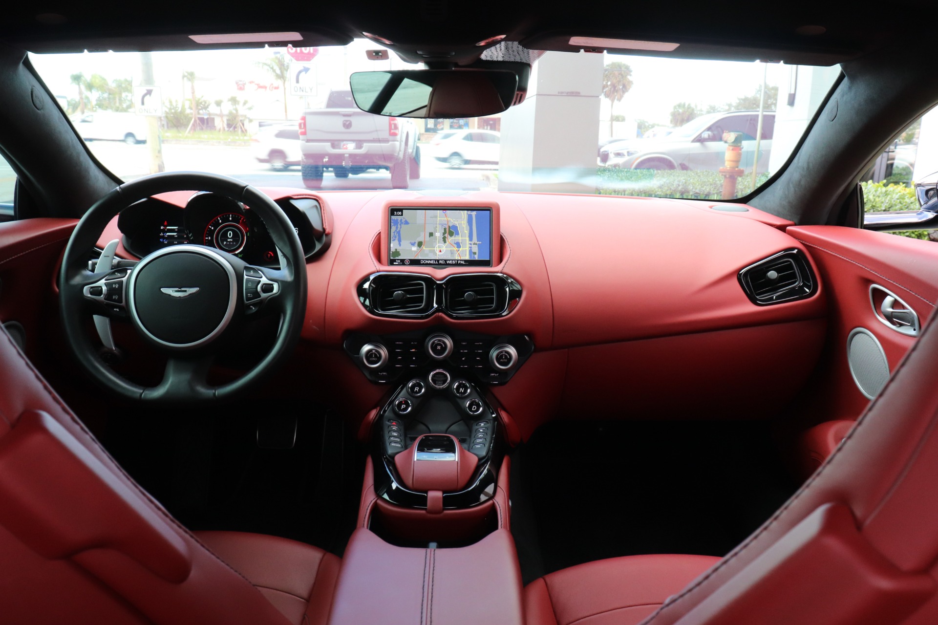 Used-2019-Aston-Martin-Vantage