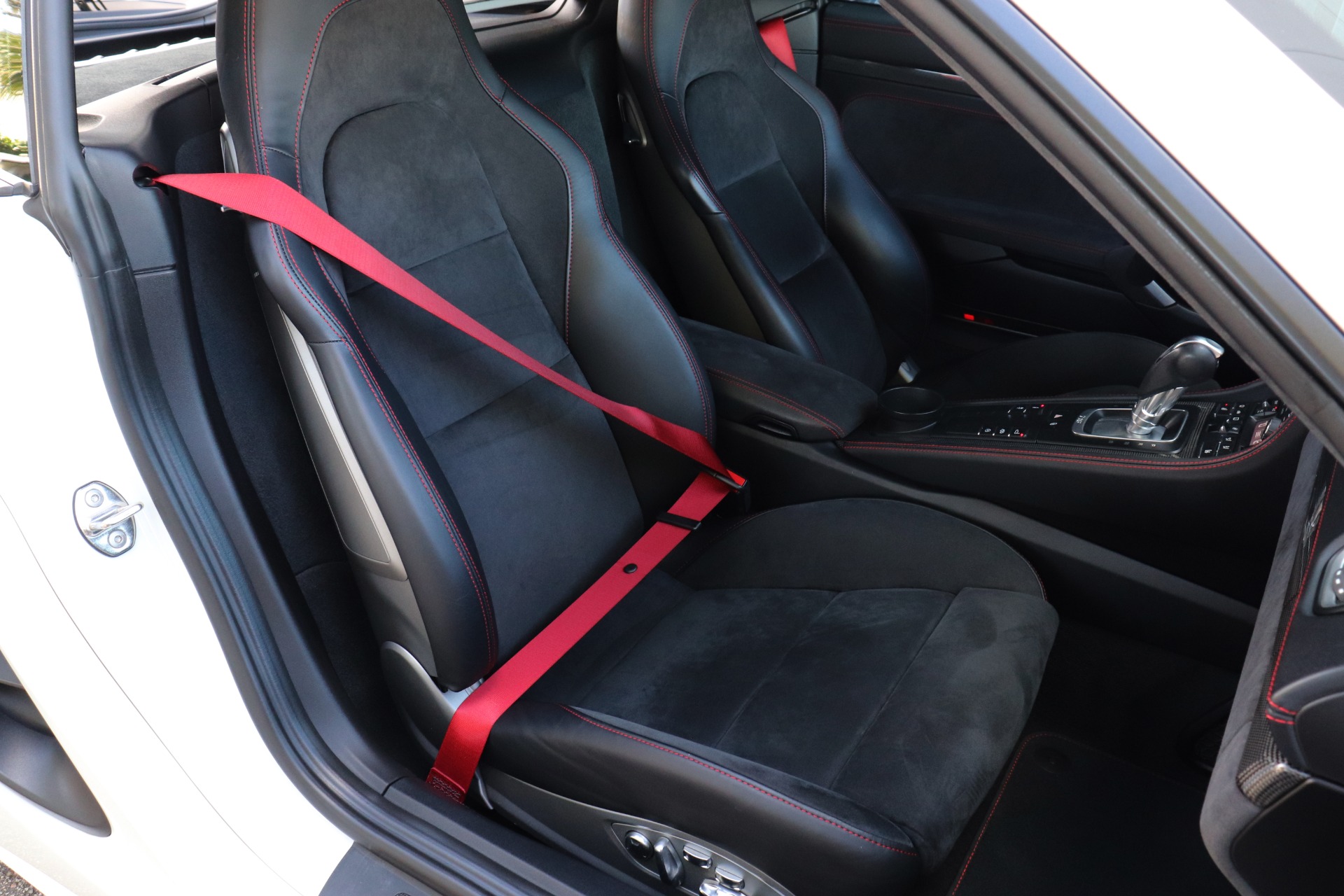 Used-2018-Porsche-718-Cayman-GTS