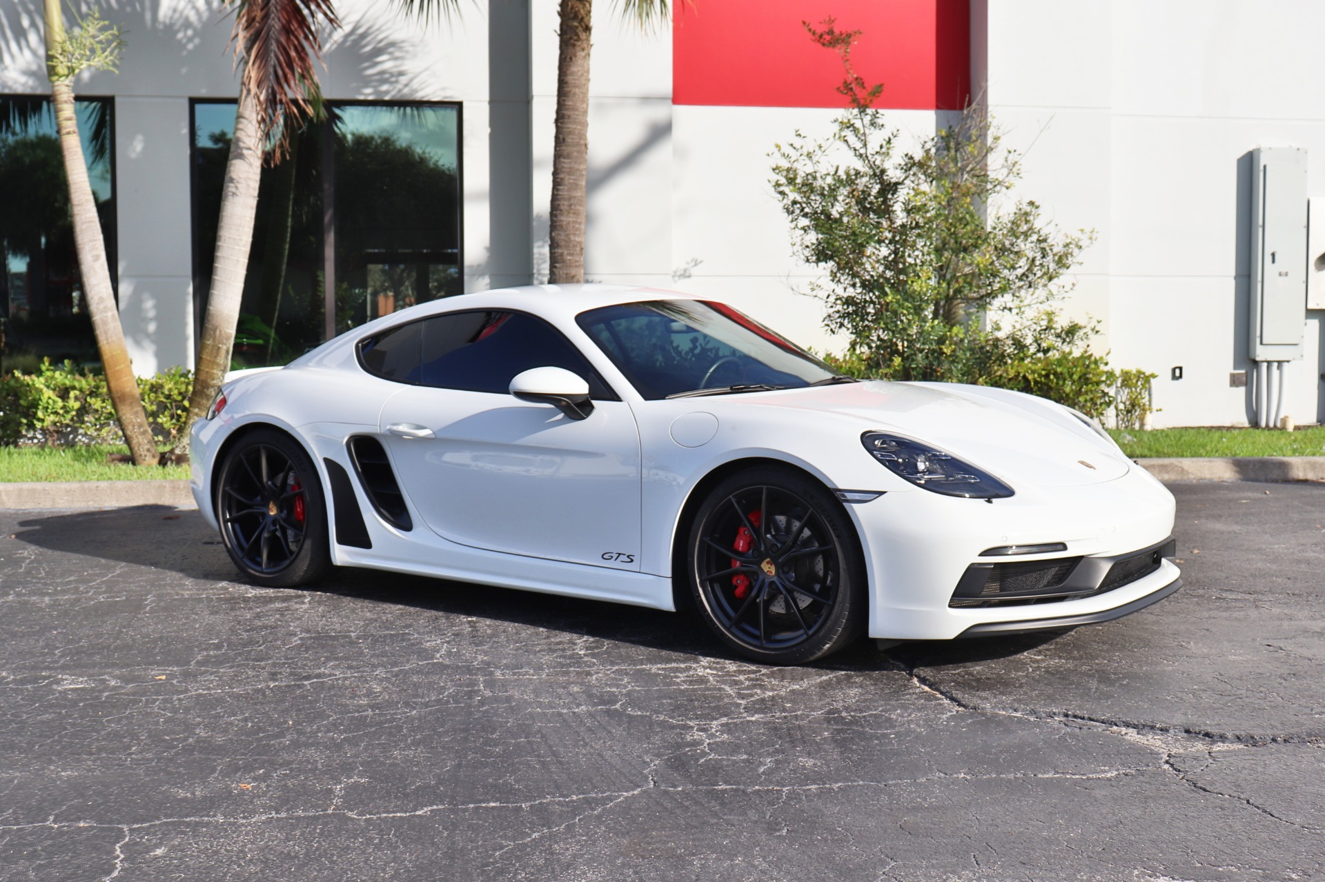Used-2018-Porsche-718-Cayman-GTS
