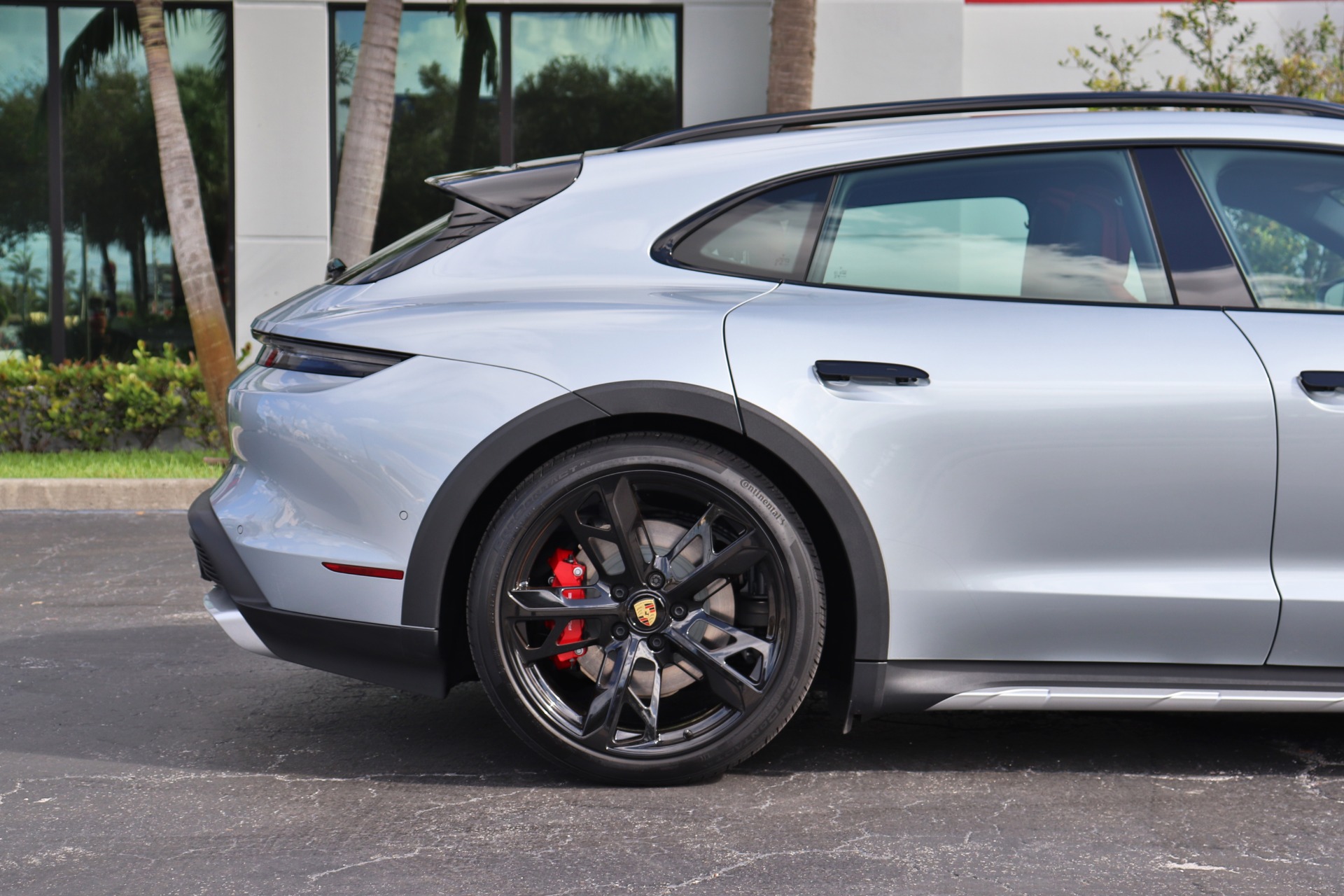 Used-2023-Porsche-Taycan-4S-Cross-Turismo