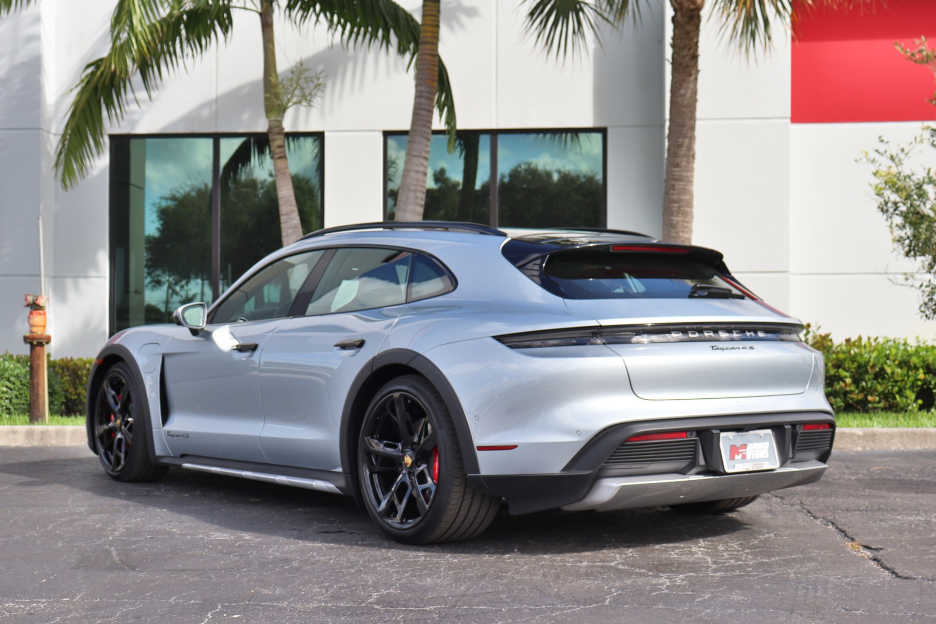 Used-2023-Porsche-Taycan-4S-Cross-Turismo