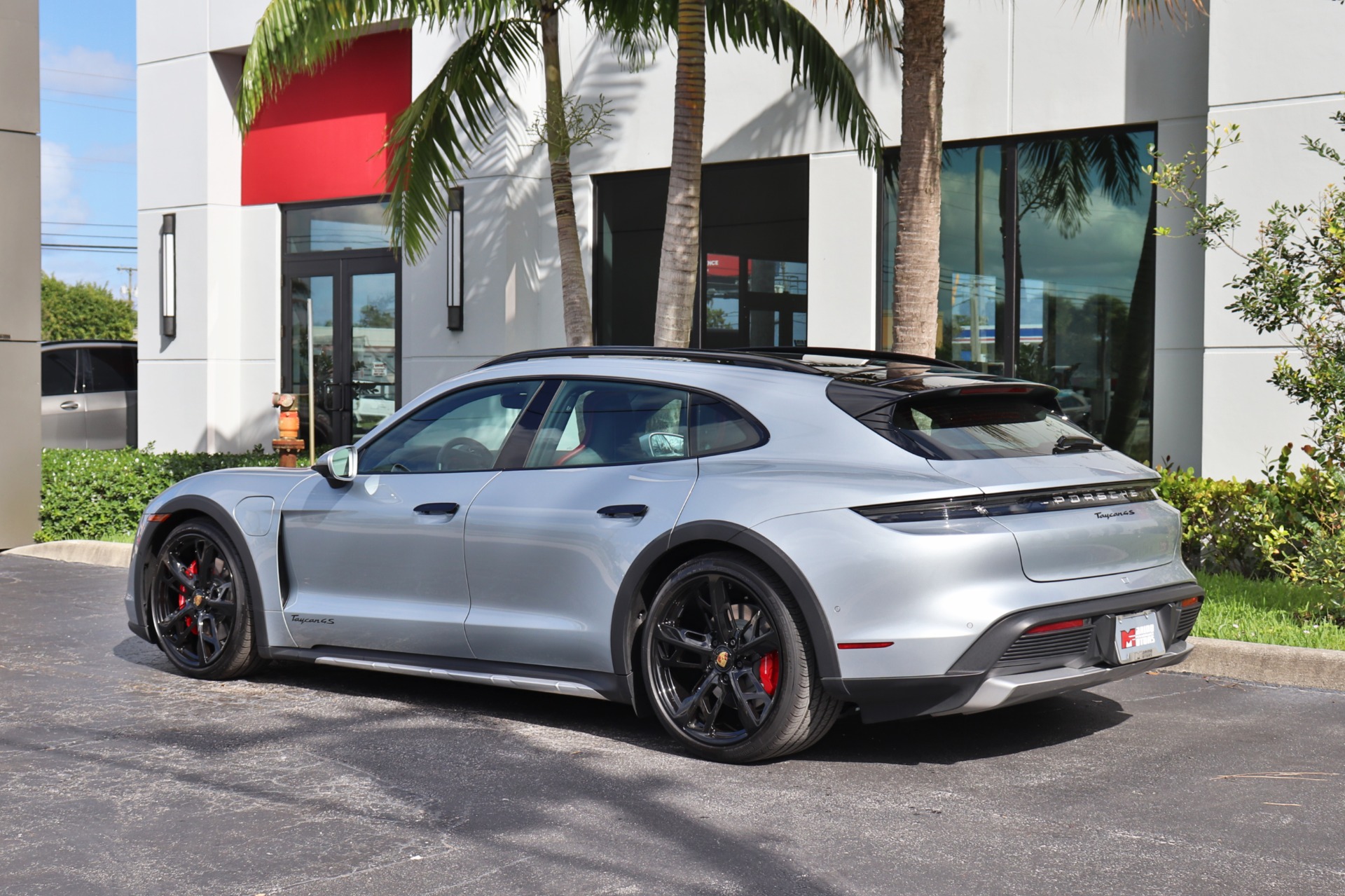 Used-2023-Porsche-Taycan-4S-Cross-Turismo