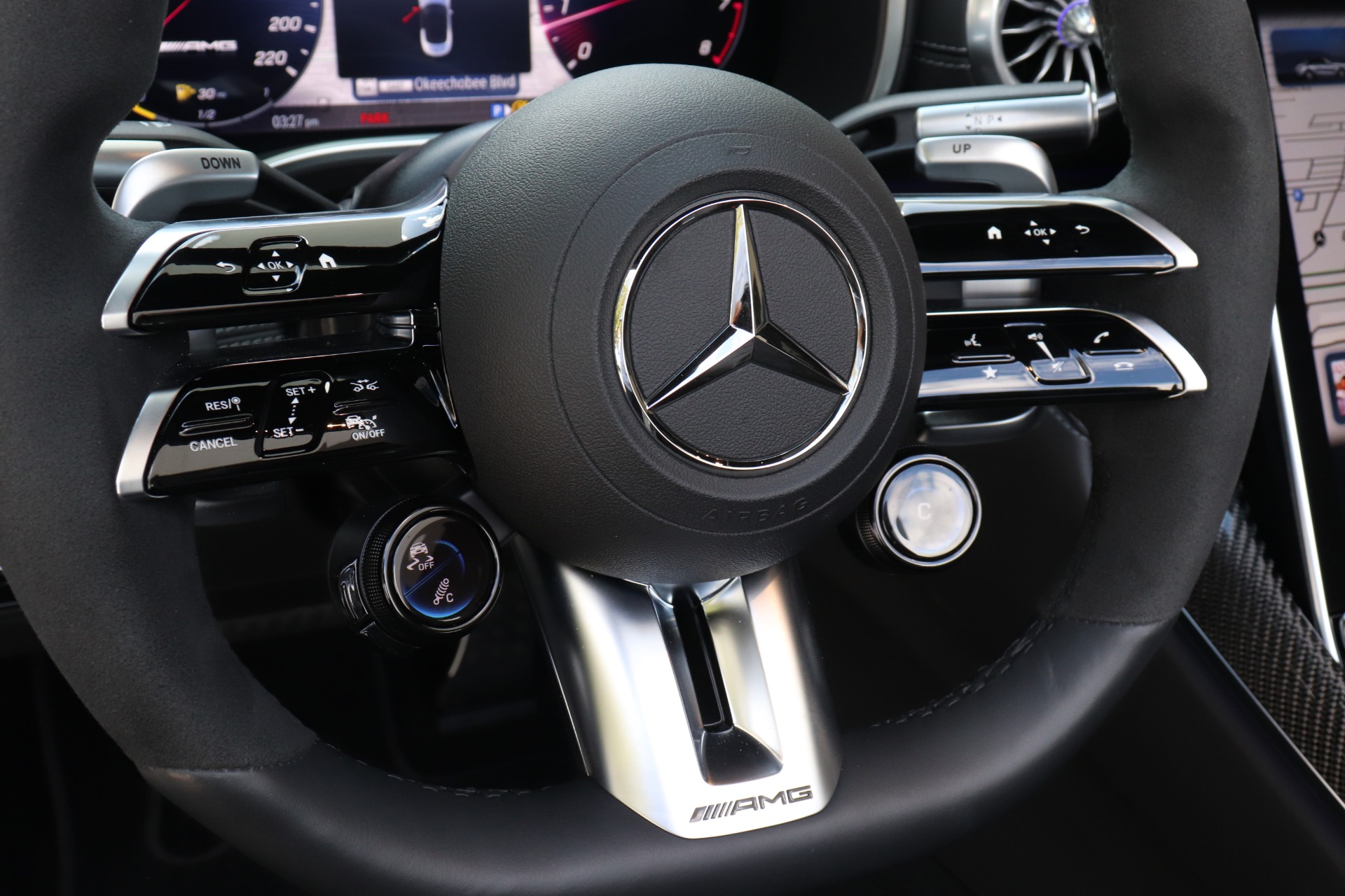 Used-2022-Mercedes-Benz-SL-Class-AMG-SL-63