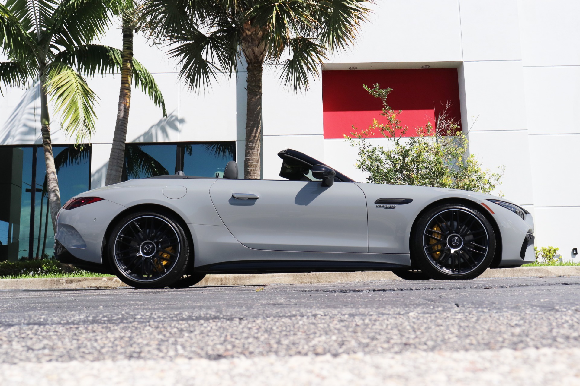 Used-2022-Mercedes-Benz-SL-Class-AMG-SL-63