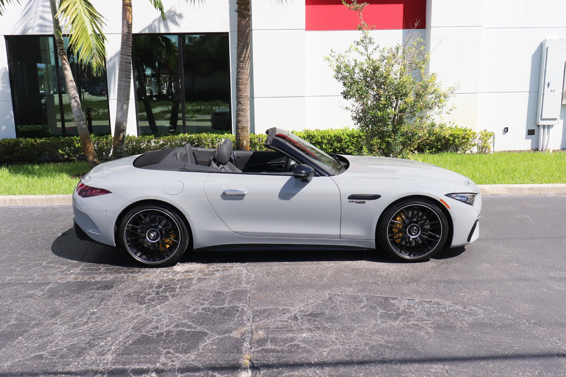 Used-2022-Mercedes-Benz-SL-Class-AMG-SL-63