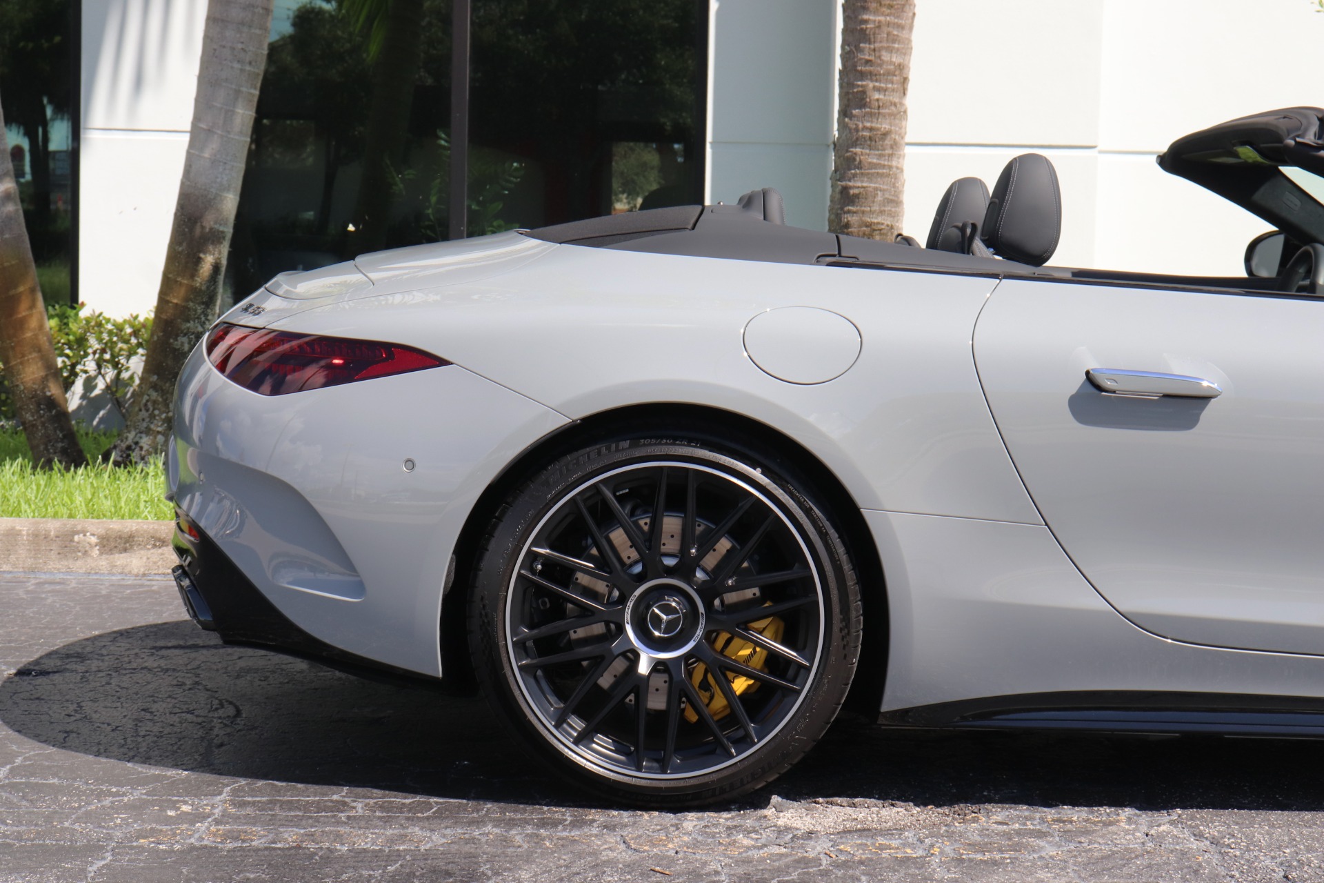 Used-2022-Mercedes-Benz-SL-Class-AMG-SL-63