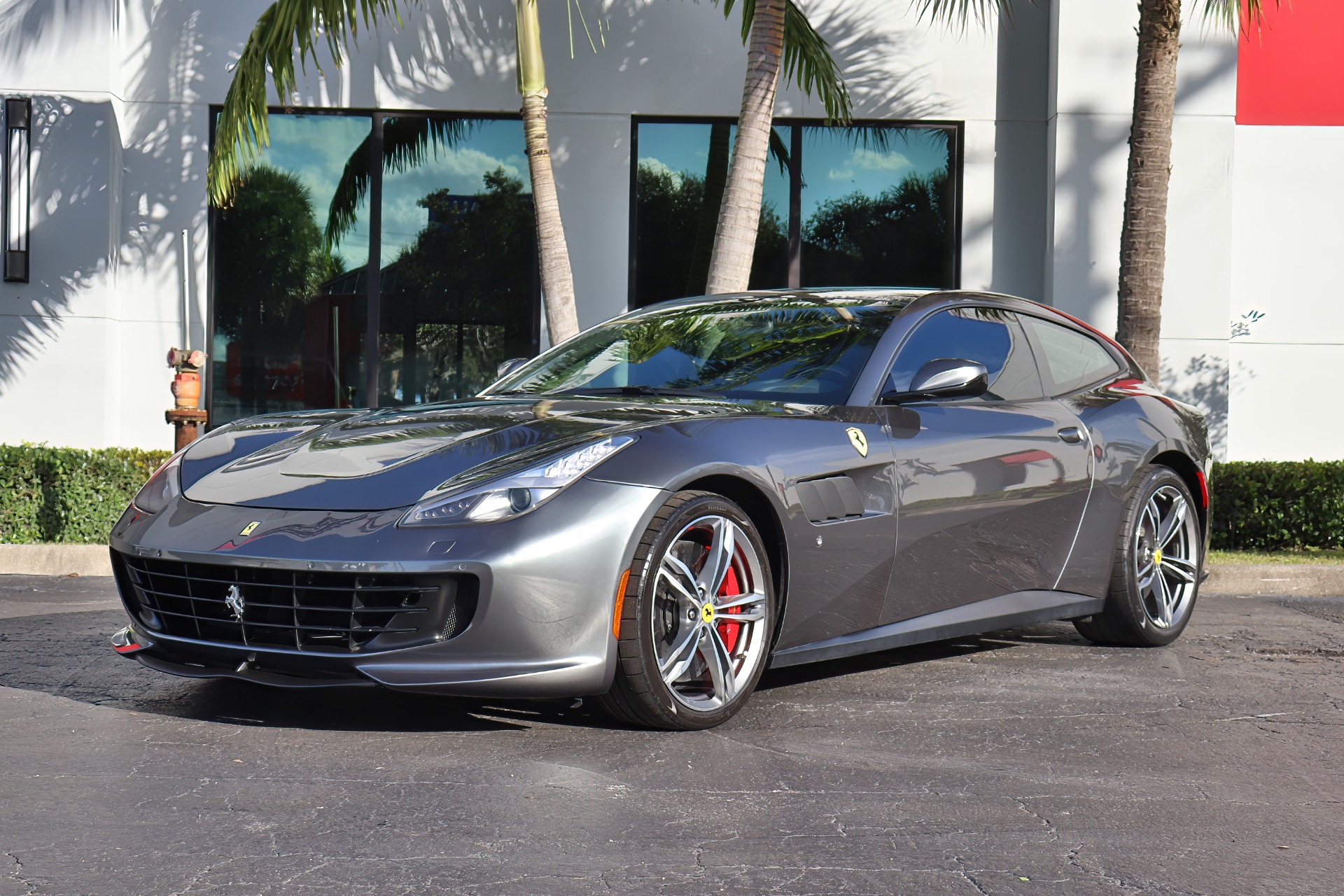 Used-2017-Ferrari-GTC4Lusso