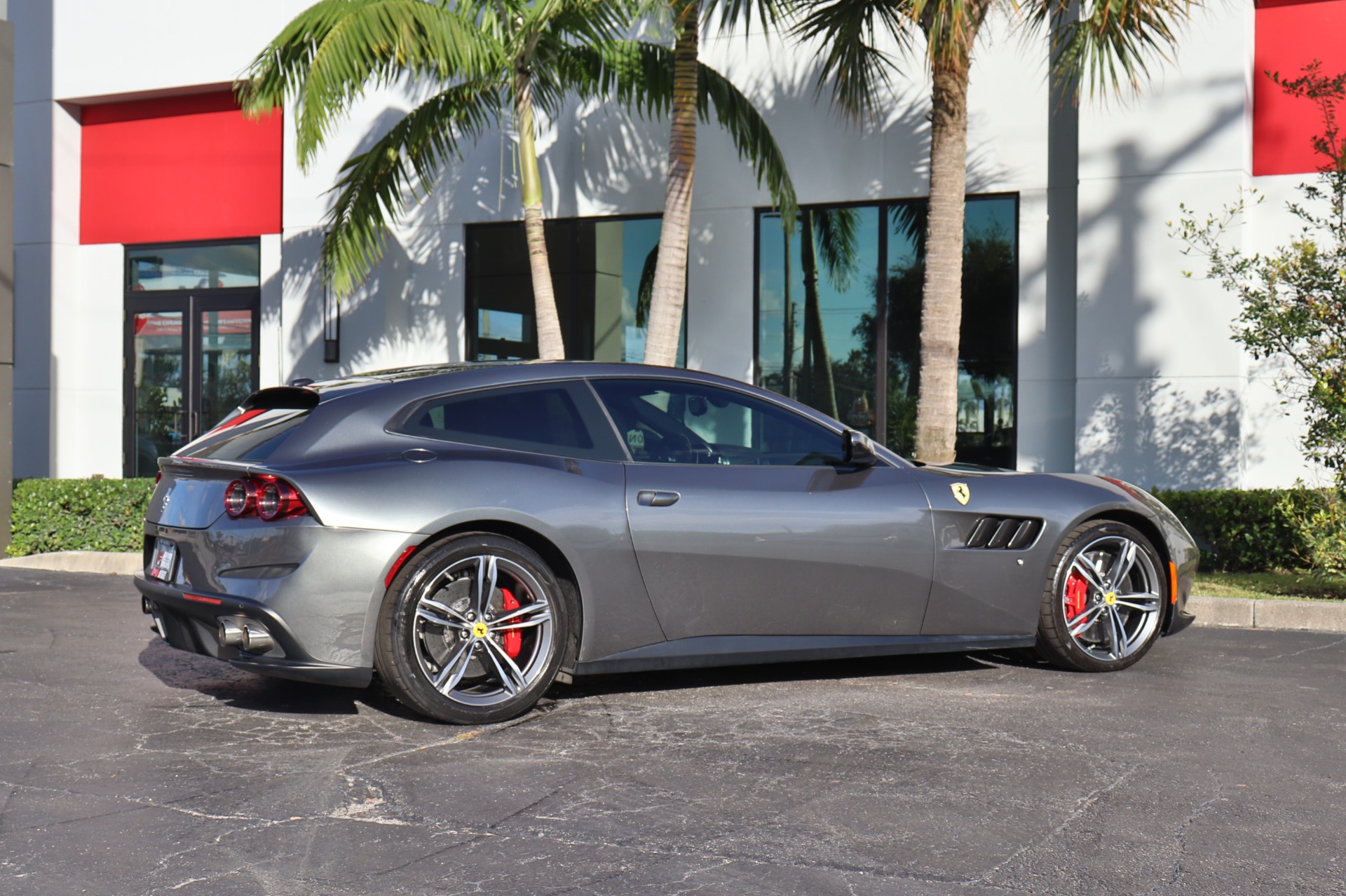 Used-2017-Ferrari-GTC4Lusso