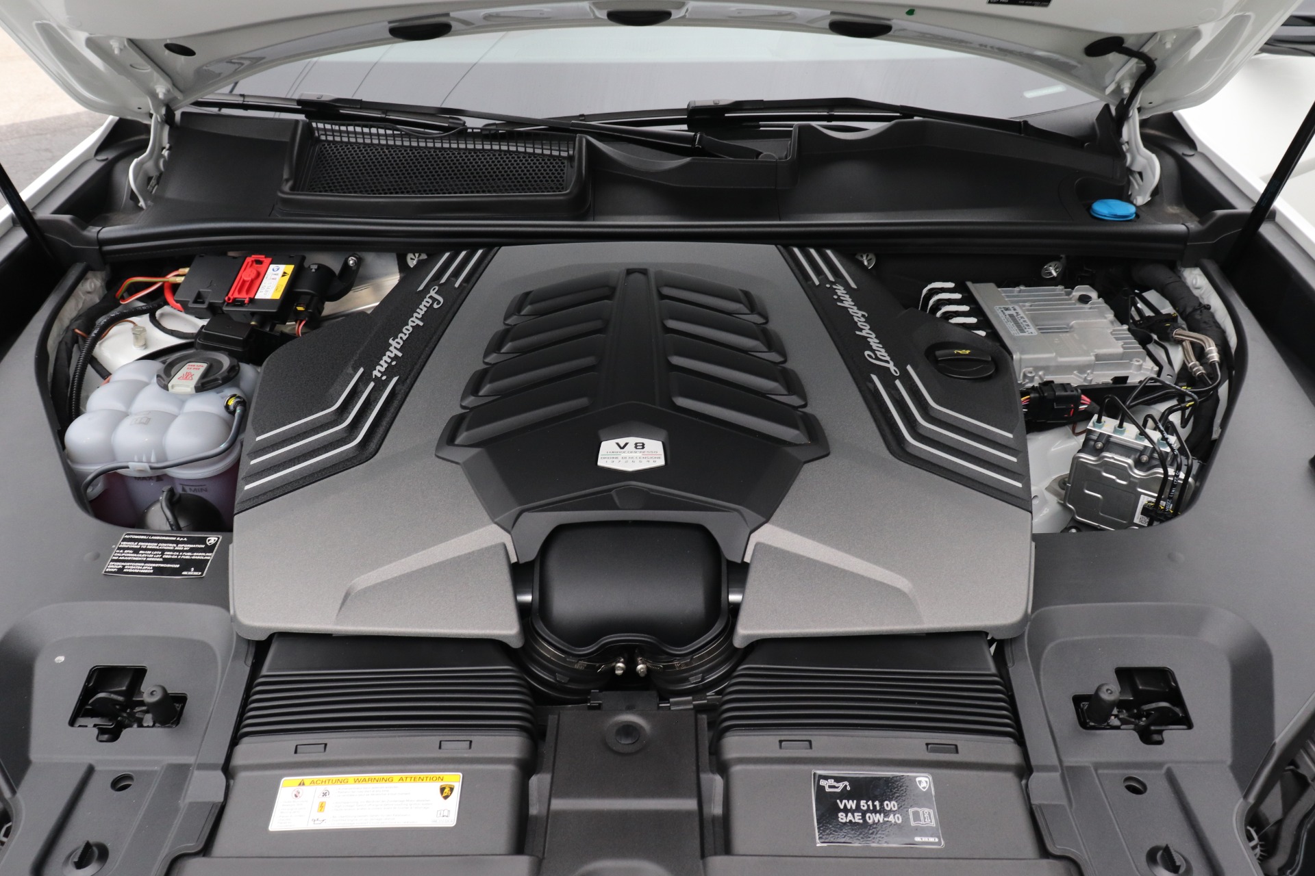 Used-2022-Lamborghini-Urus