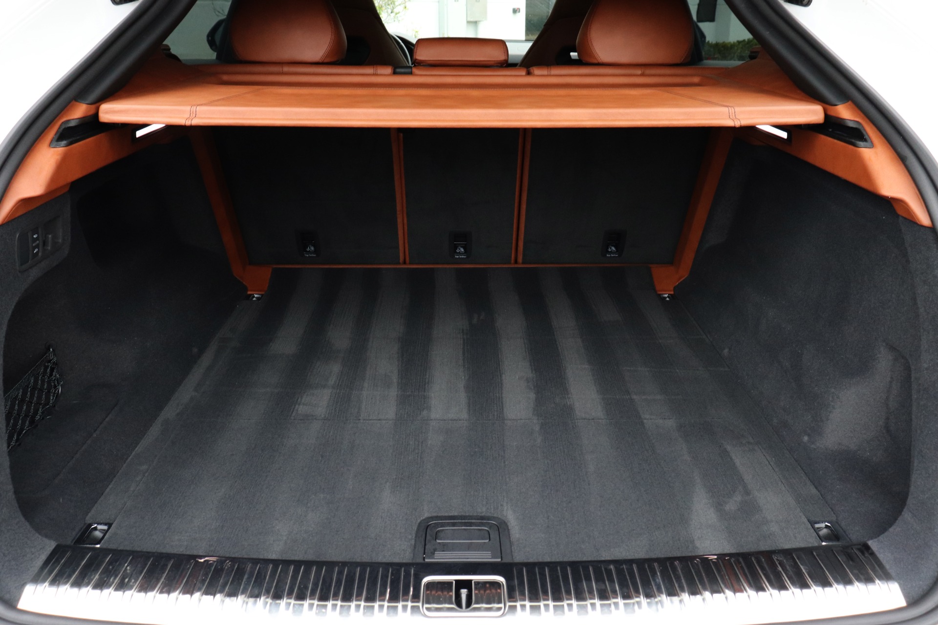 Used-2022-Lamborghini-Urus