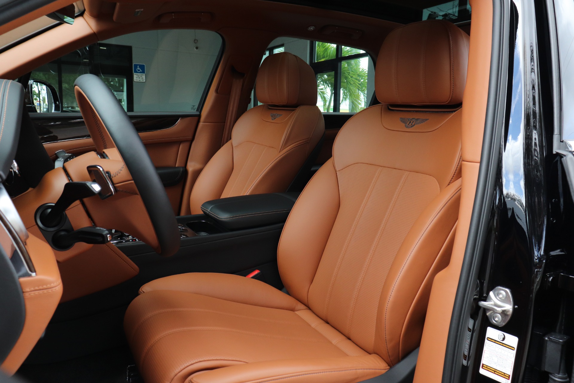 Used-2018-Bentley-Bentayga-Onyx-Edition