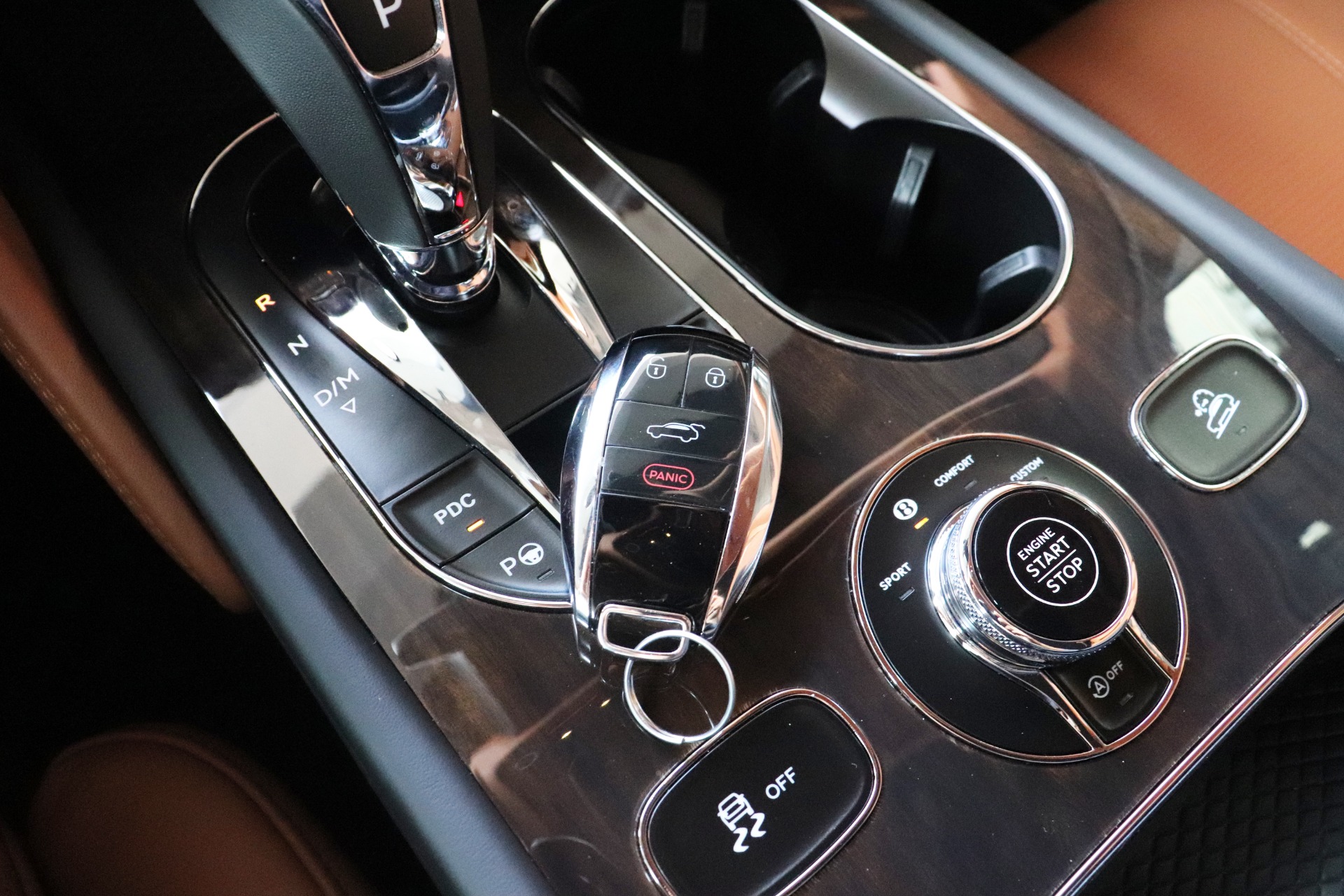 Used-2018-Bentley-Bentayga-Onyx-Edition