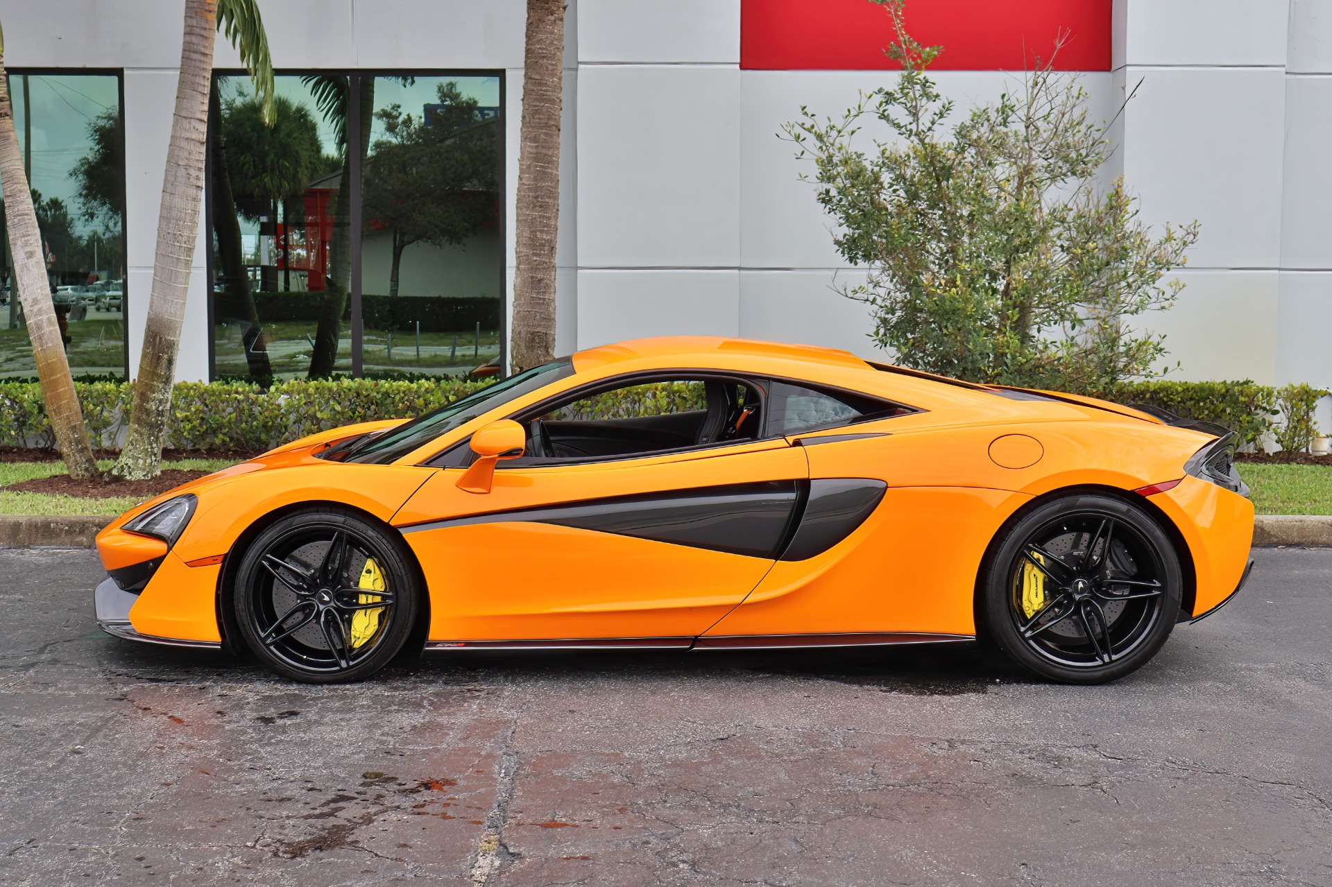 Used-2020-McLaren-570S