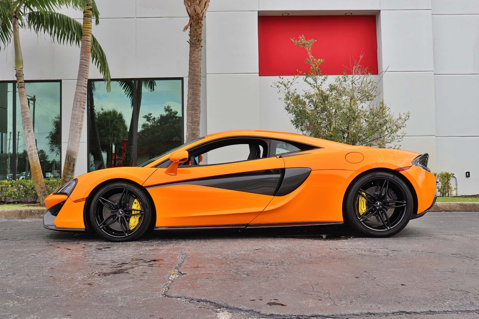 Used-2020-McLaren-570S