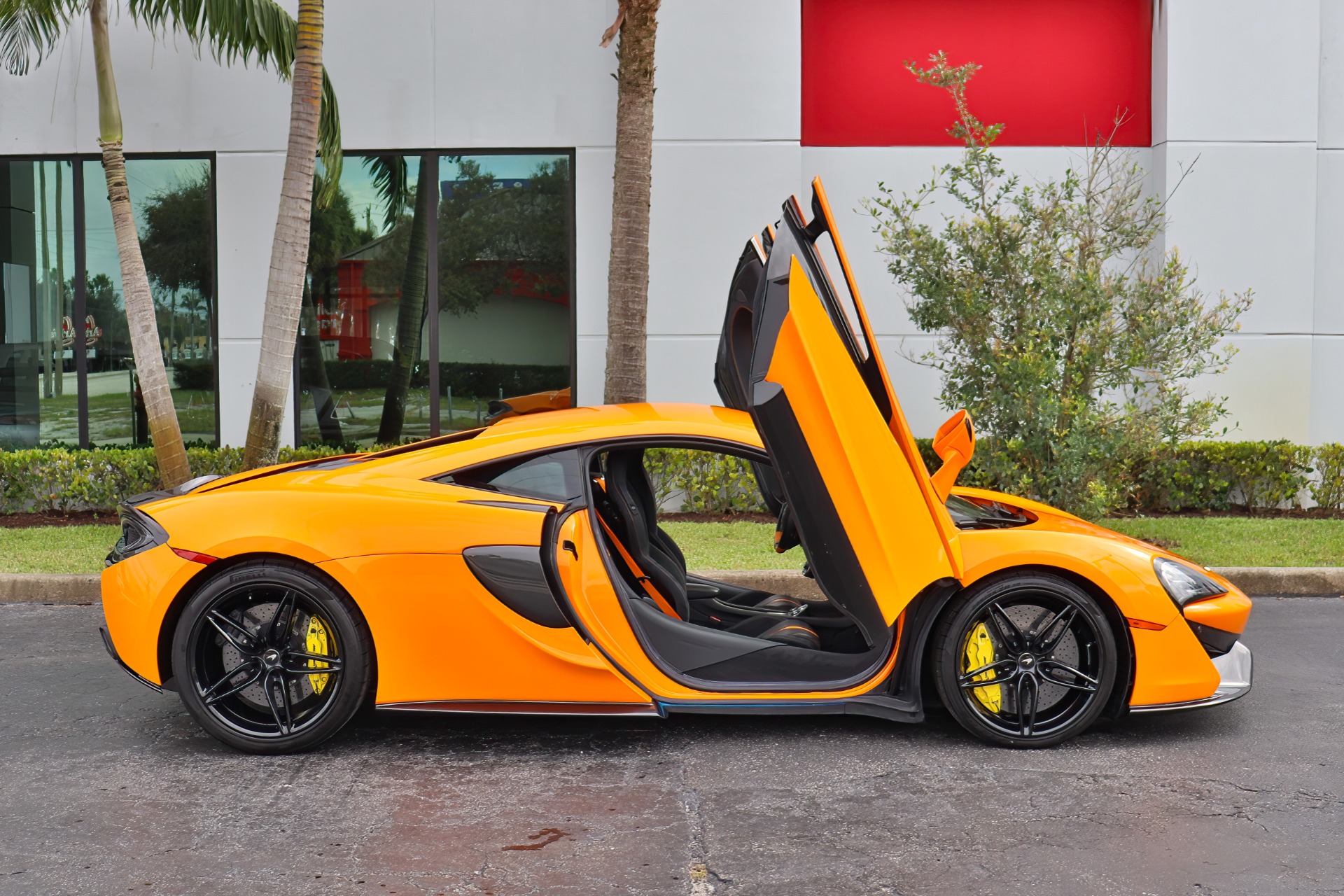 Used-2020-McLaren-570S