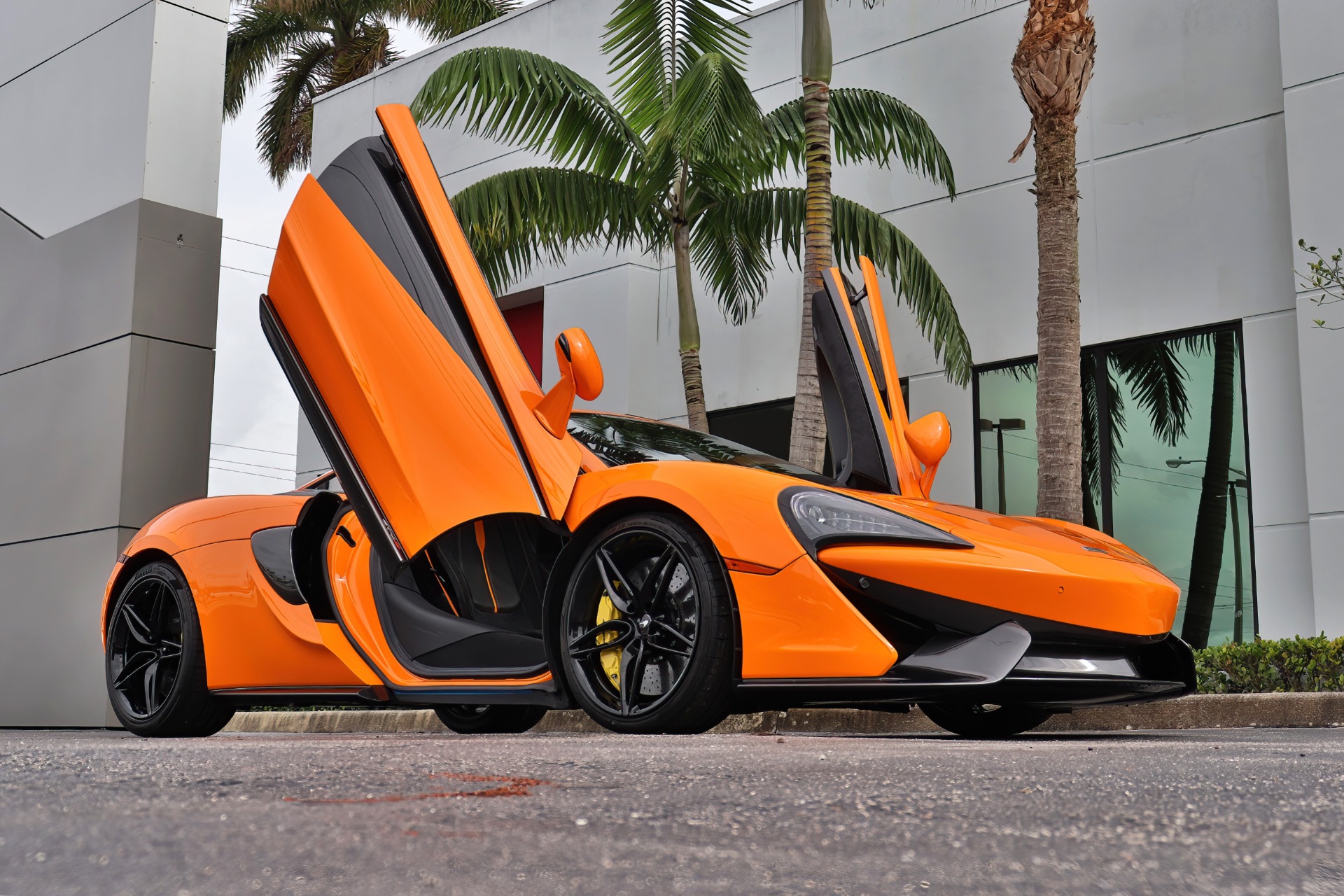Used-2020-McLaren-570S