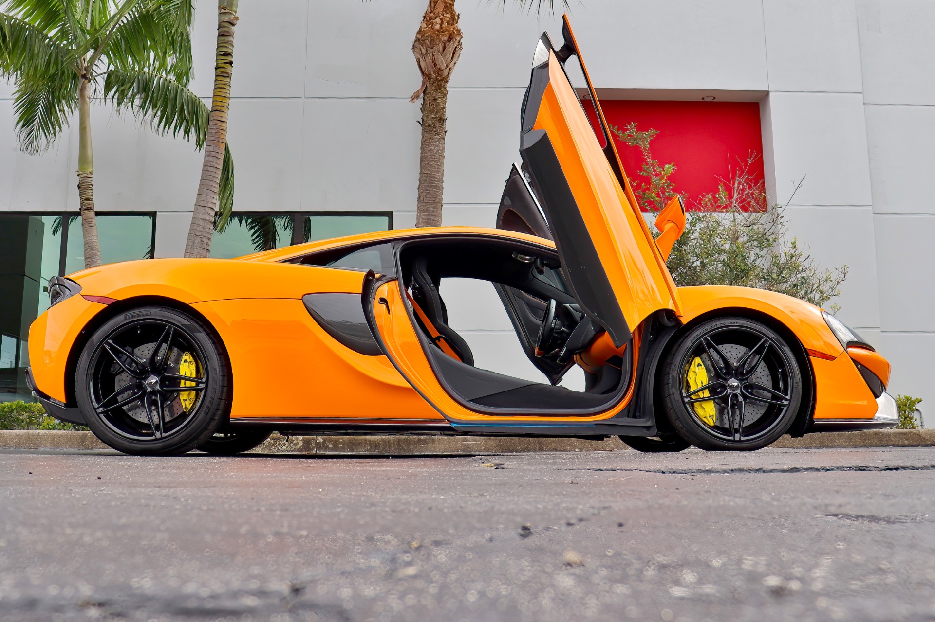 Used-2020-McLaren-570S